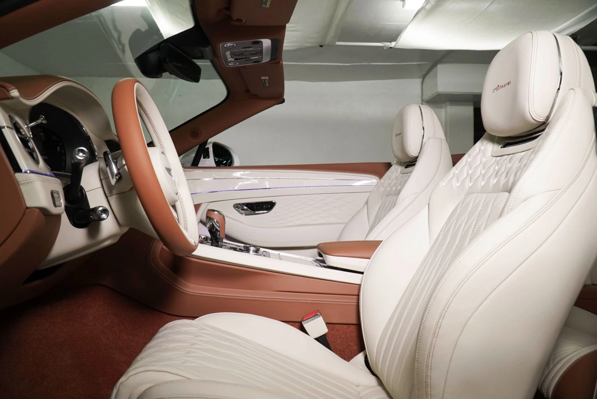 mph013_3932154330_New_2026_Bentley_Continental_GTC_Azure_1771012045_de3dd04e83