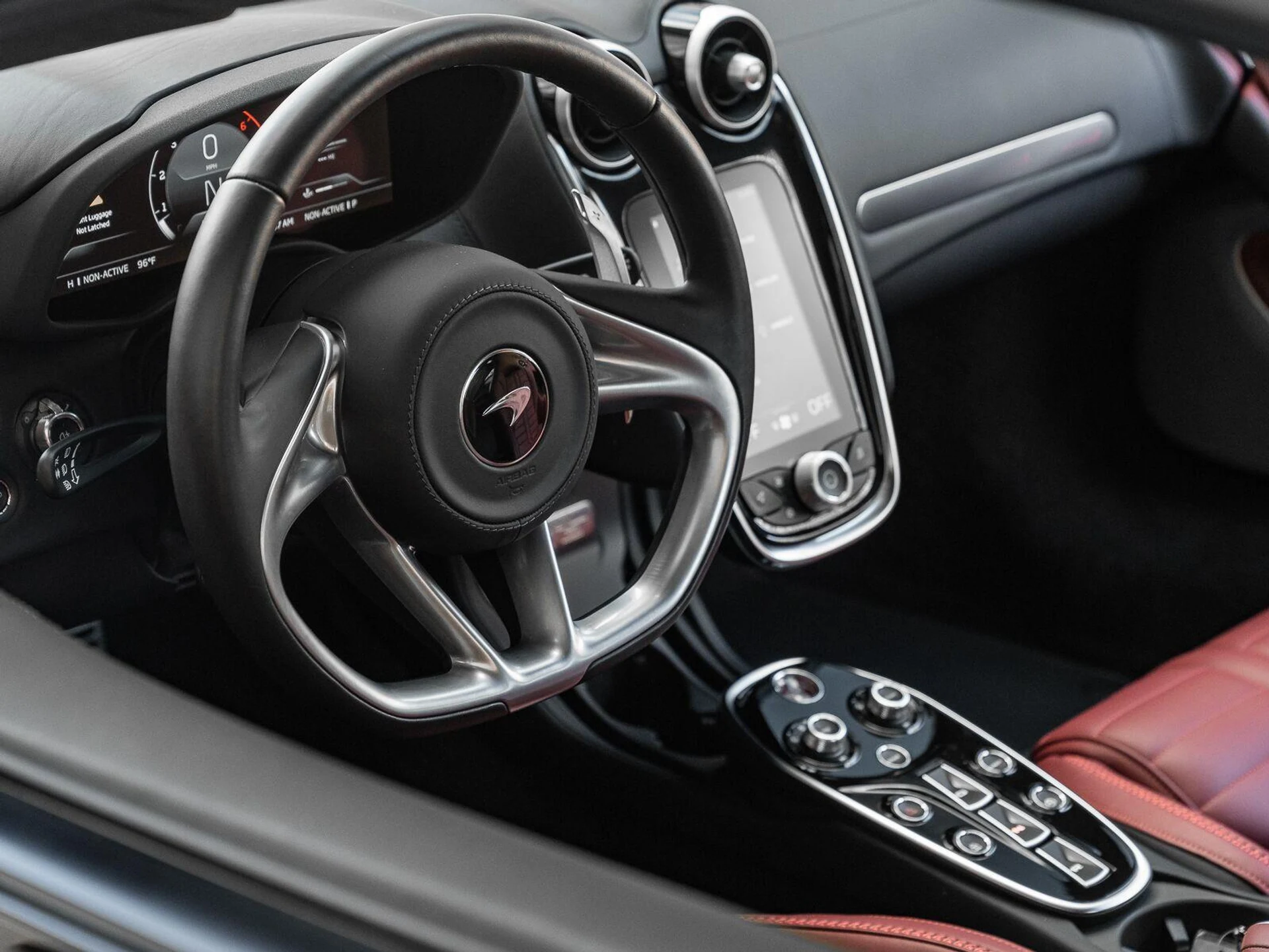 mph013_3935532040_Used_2025_Mc_Laren_GTS_Performance_1784923321_c962b95162