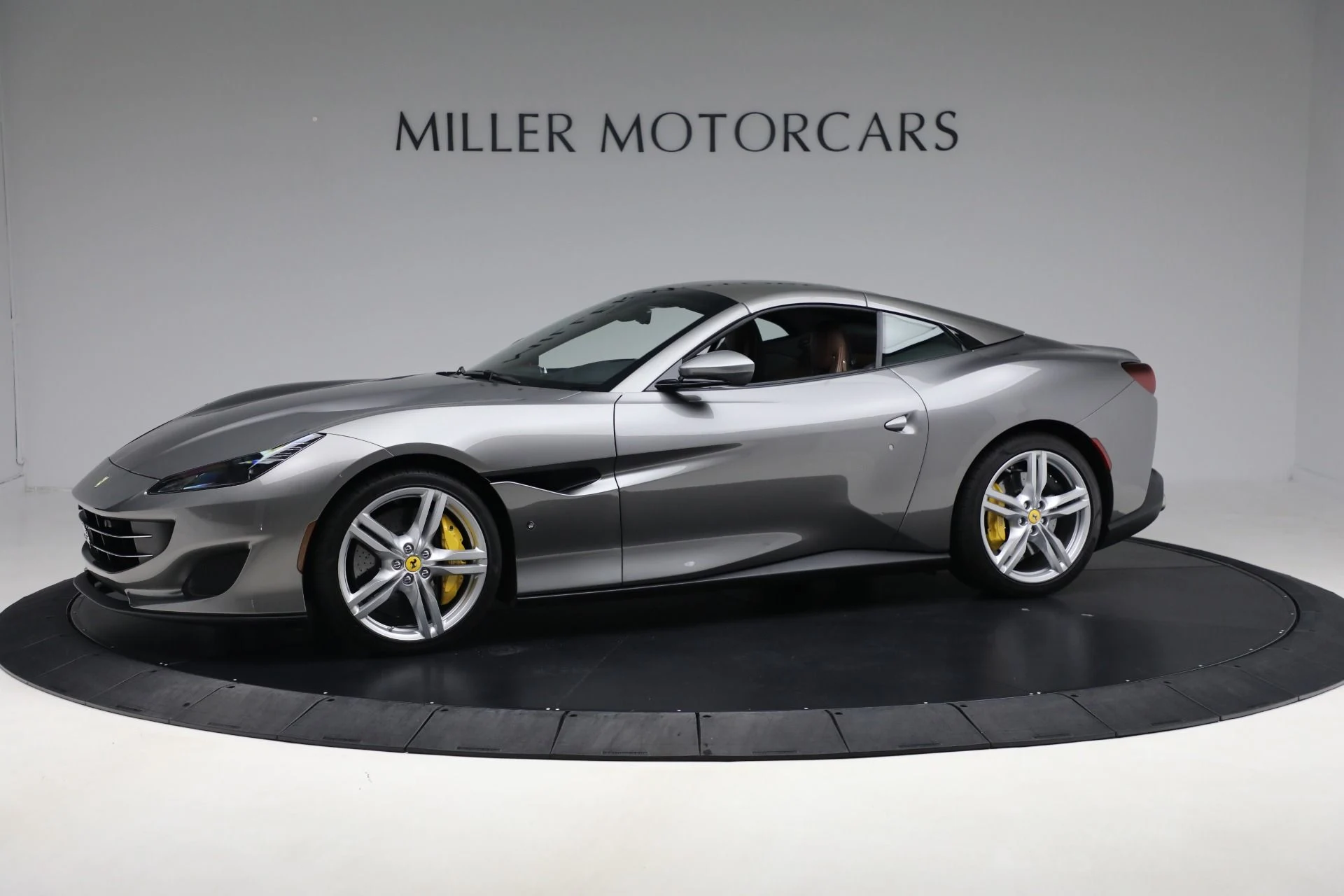 mph013_393829590_Used_2019_Ferrari_Portofino_195fa30123