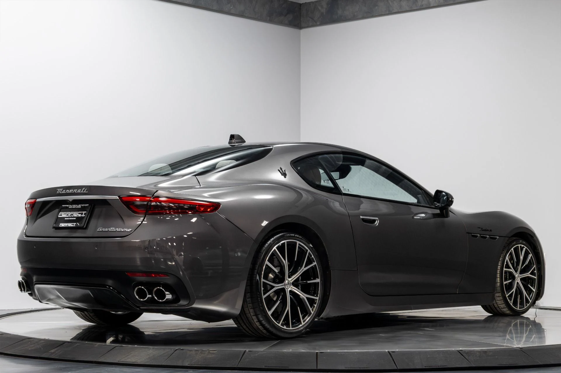 mph013_3942216261_Used_2024_Maserati_Gran_Turismo_Modena_1769639999_4b55daac83