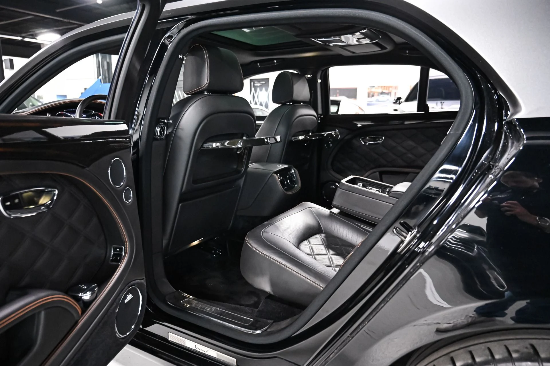 mph013_3957678748_Used_2016_Bentley_Mulsanne_Speed_1755121493_a1b7941def