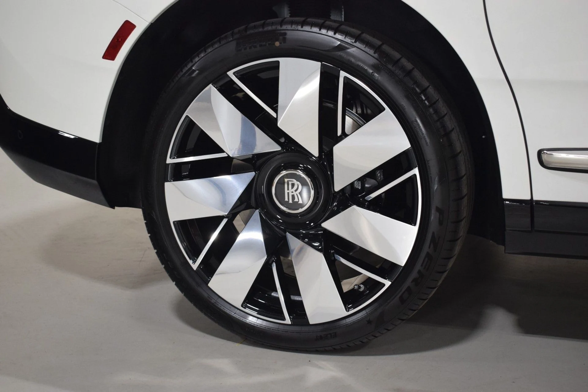 mph013_3959657015_42fca024489f66b088cff02be7ec378cx_8a58aec6e9