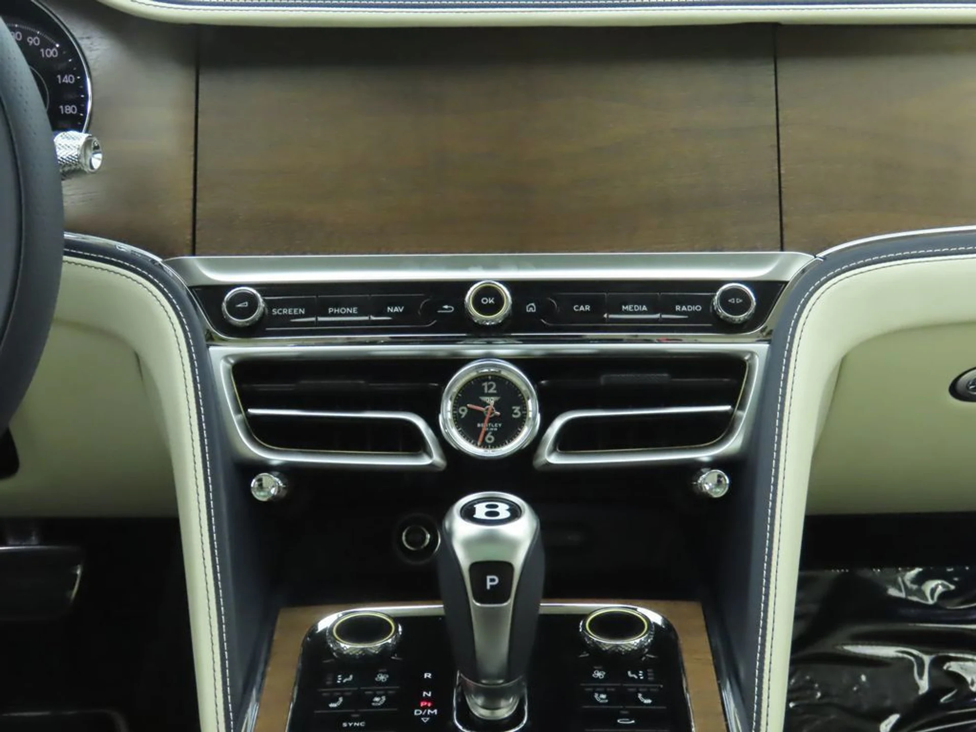 mph013_3959708260_new_2026_bentley_flying_spur_hybrid_8119_22973081_14_1024_39eb2c3b90