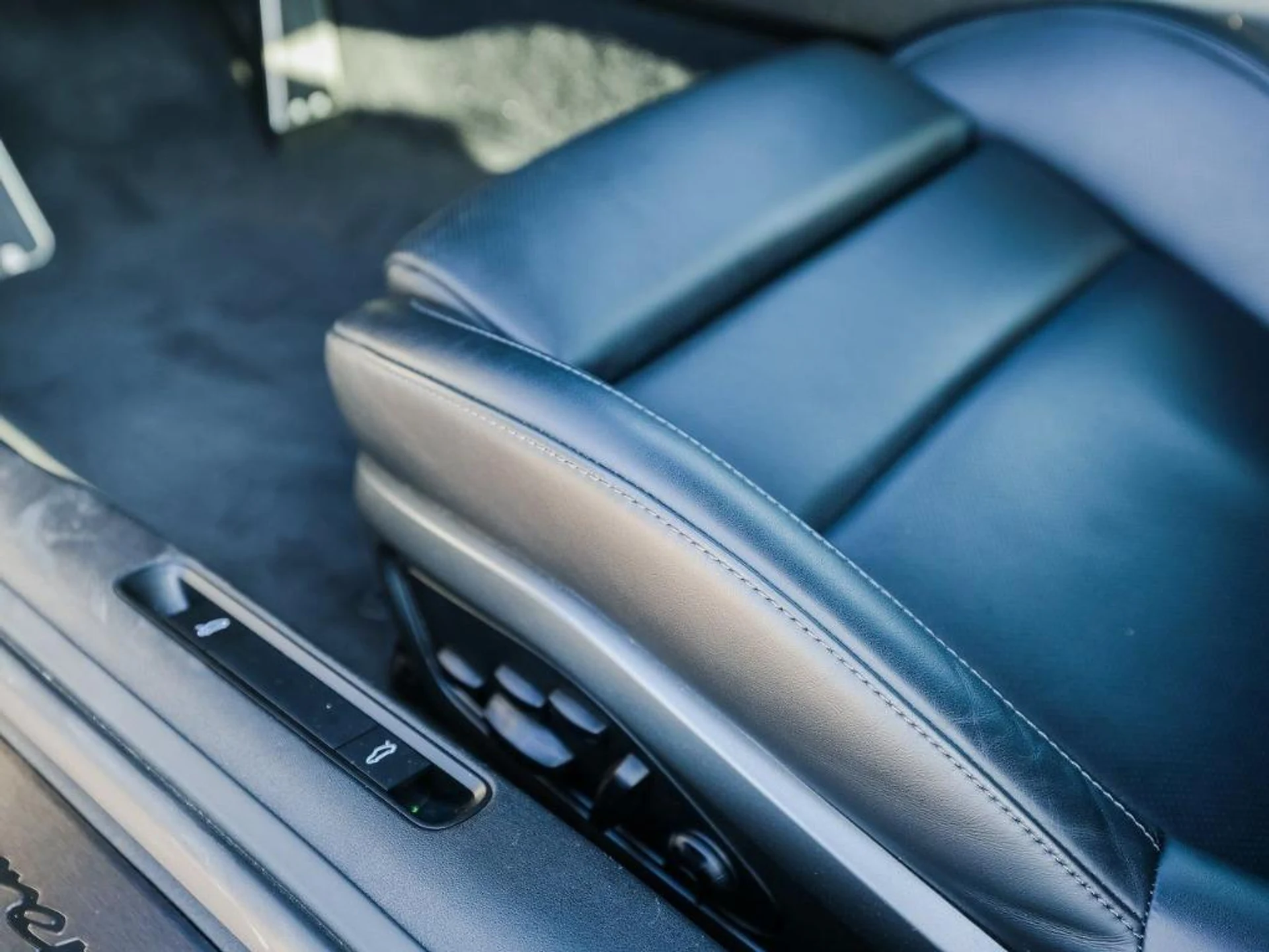 mph013_3961214909_pjs2gzimvyfbn_D5_W_Ec4_C_Mxi_qsg_d38df2836d