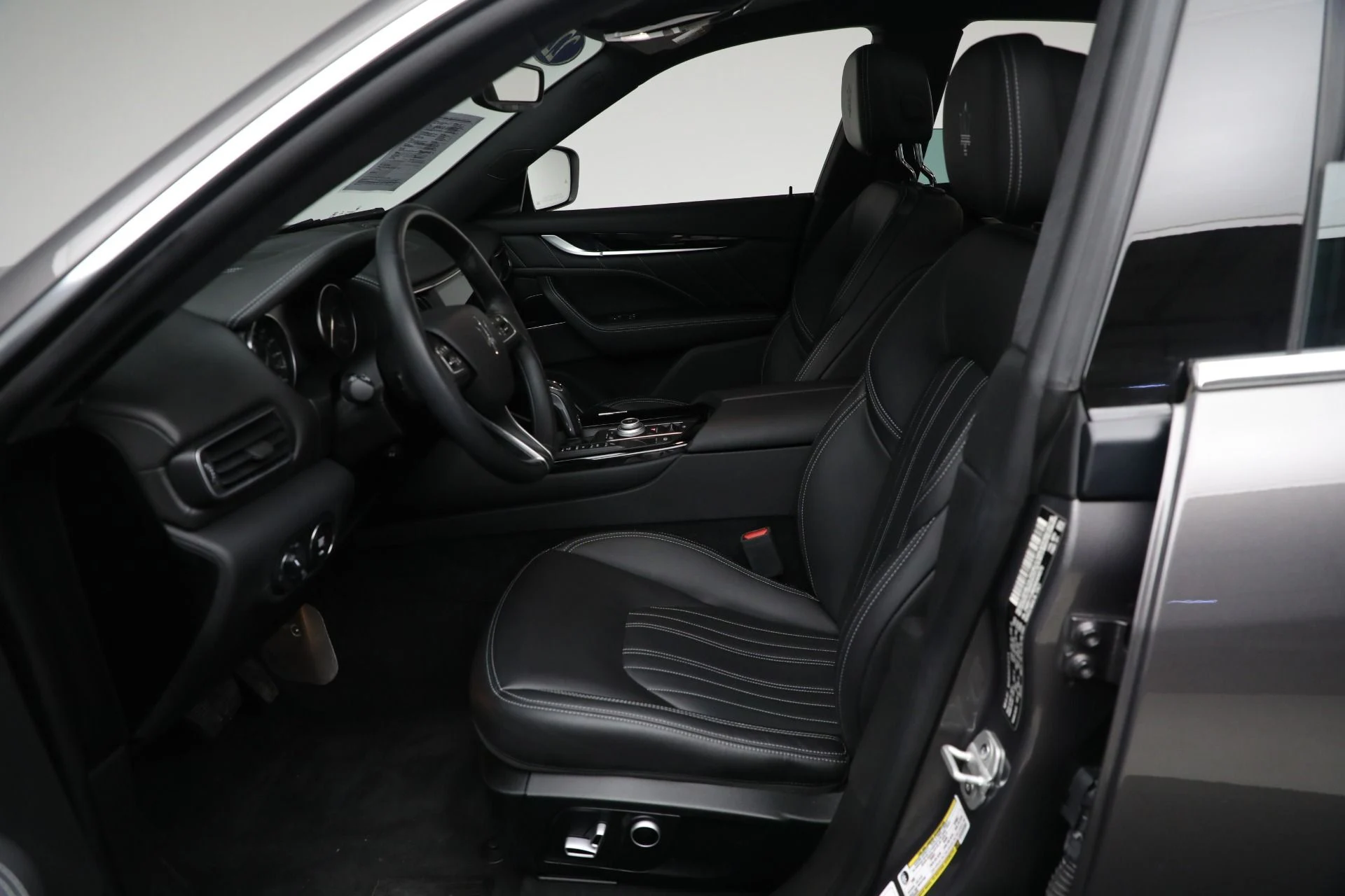 mph013_3965386351_Used_2022_Maserati_Levante_Modena_e8e9ef7e3d