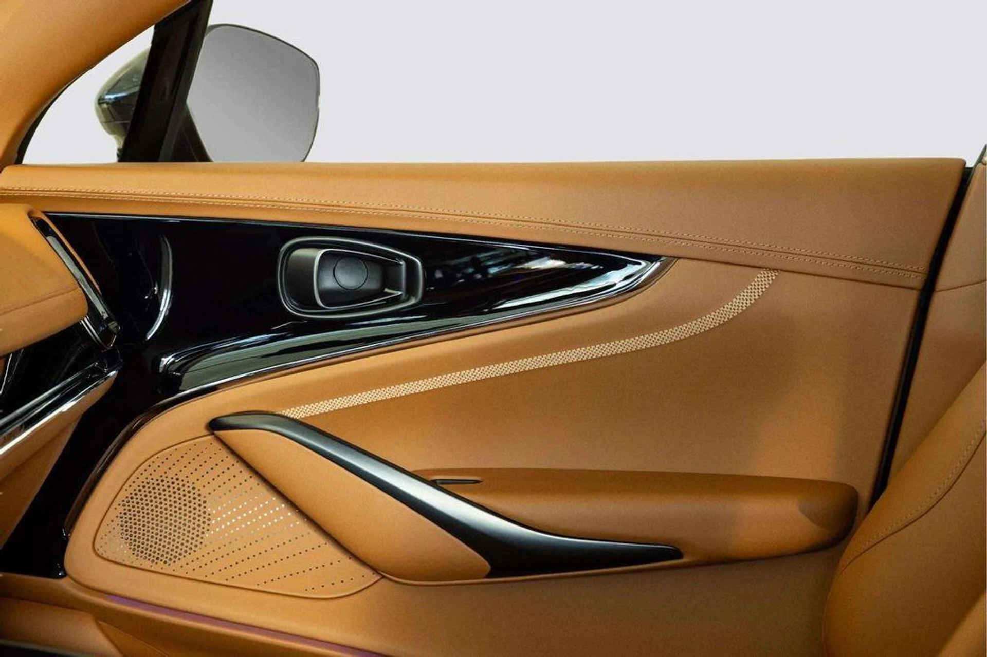 mph013_396591442_Ppn_P0_Fbq_F_Kx_K6_W_Ef_Alt_Xn3uv_M_Mc_08cb3ac39d