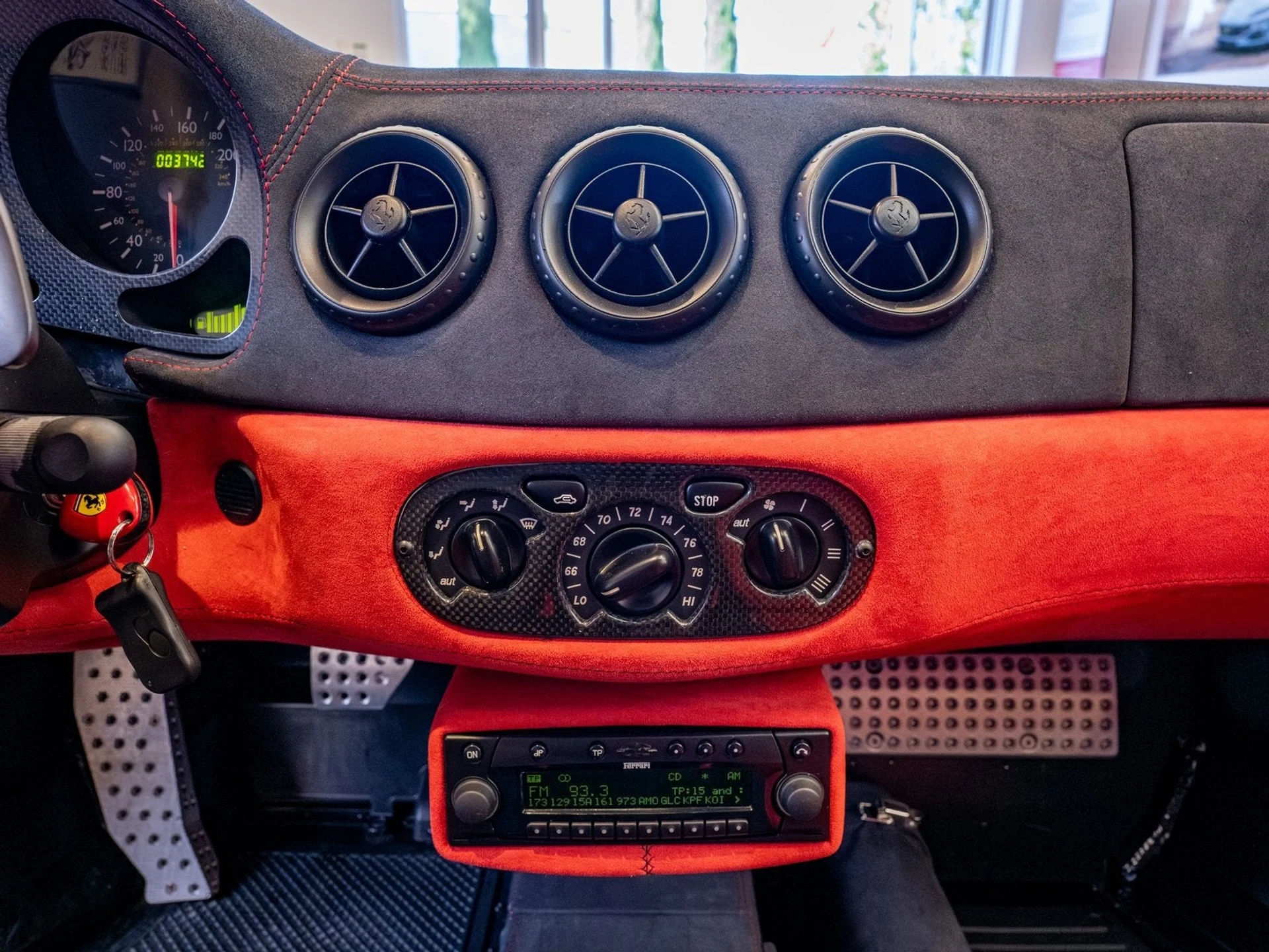 mph013_3968710219_14_3c9d6727be