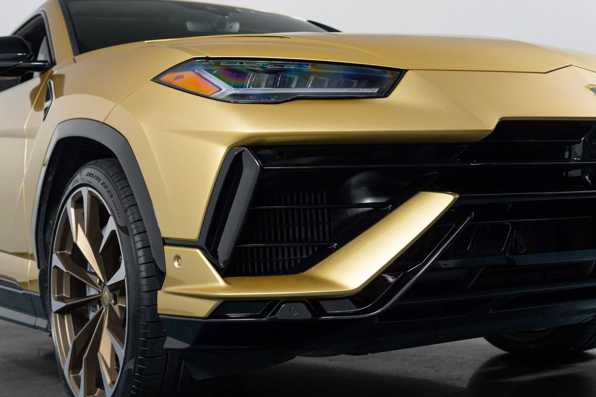 mph013_3969696534_Used_2023_Lamborghini_Urus_S_1781741186_1394085c62