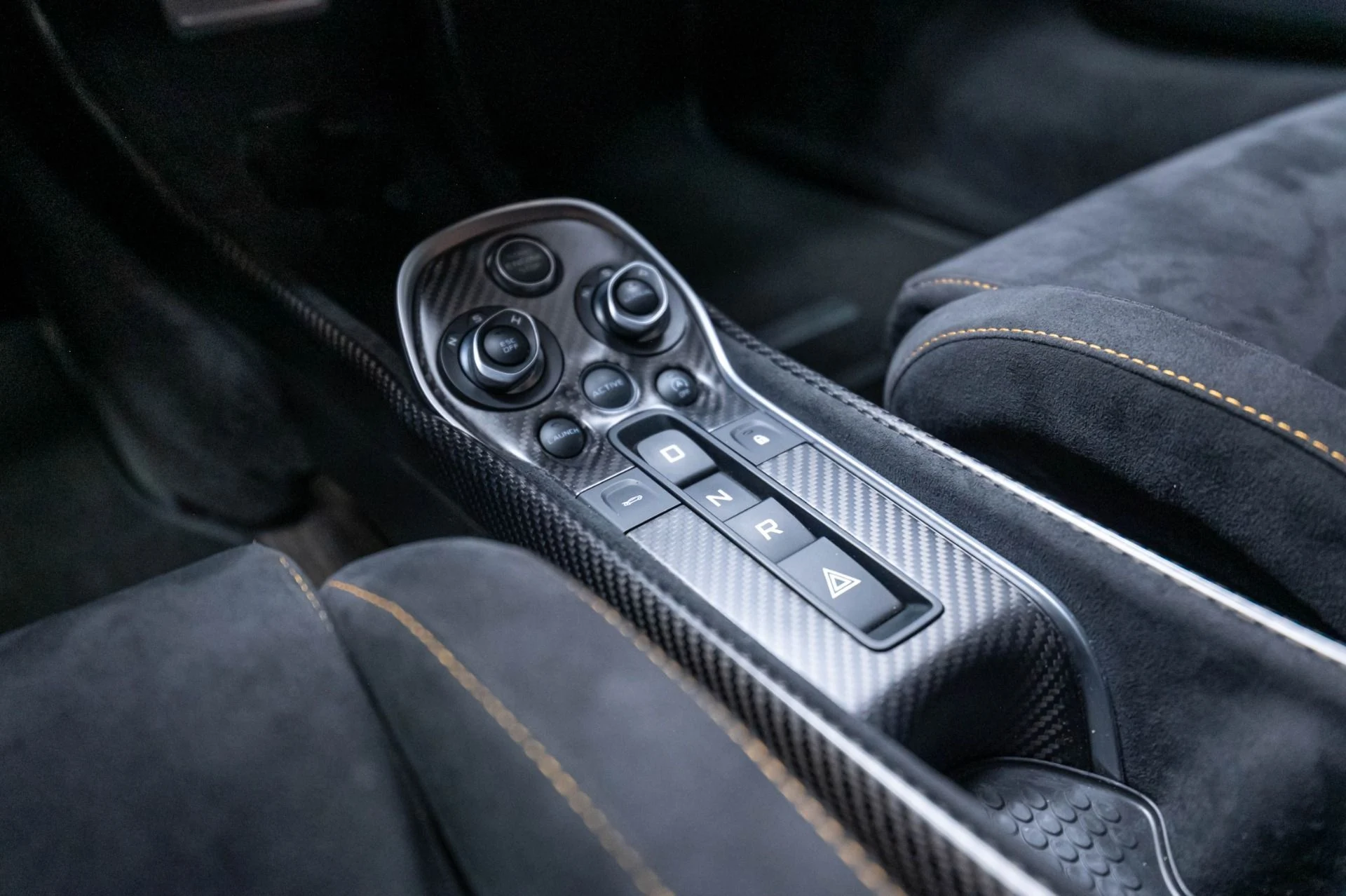 mph013_3972929366_Used_2019_Mc_Laren_600_LT_1787778454_1e8dcca916