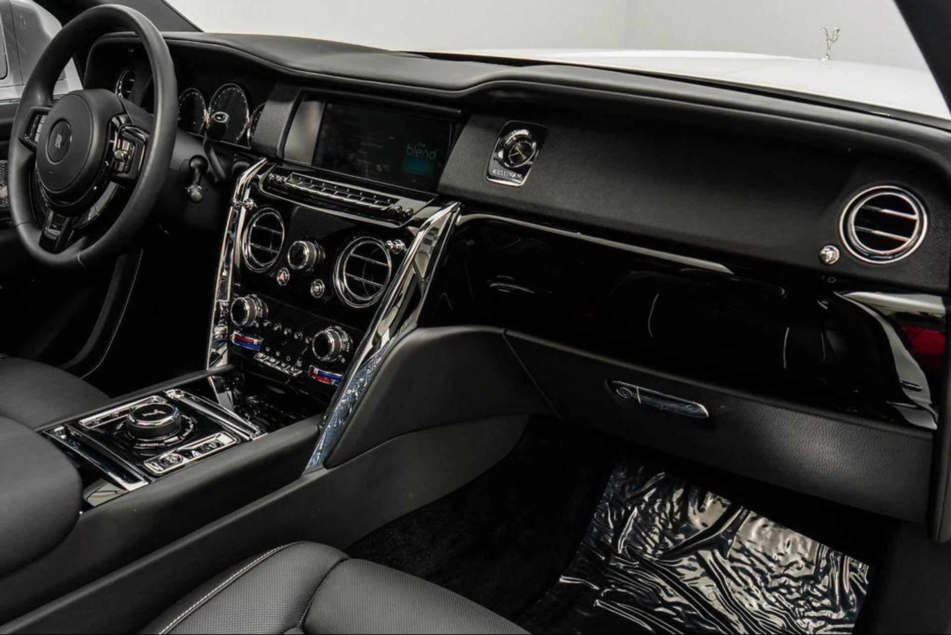 mph013_3975292900_Nwo_Zwm_M_Gl09_T7_Le6_Jv_RBLMVL_Omk_ab58670b84