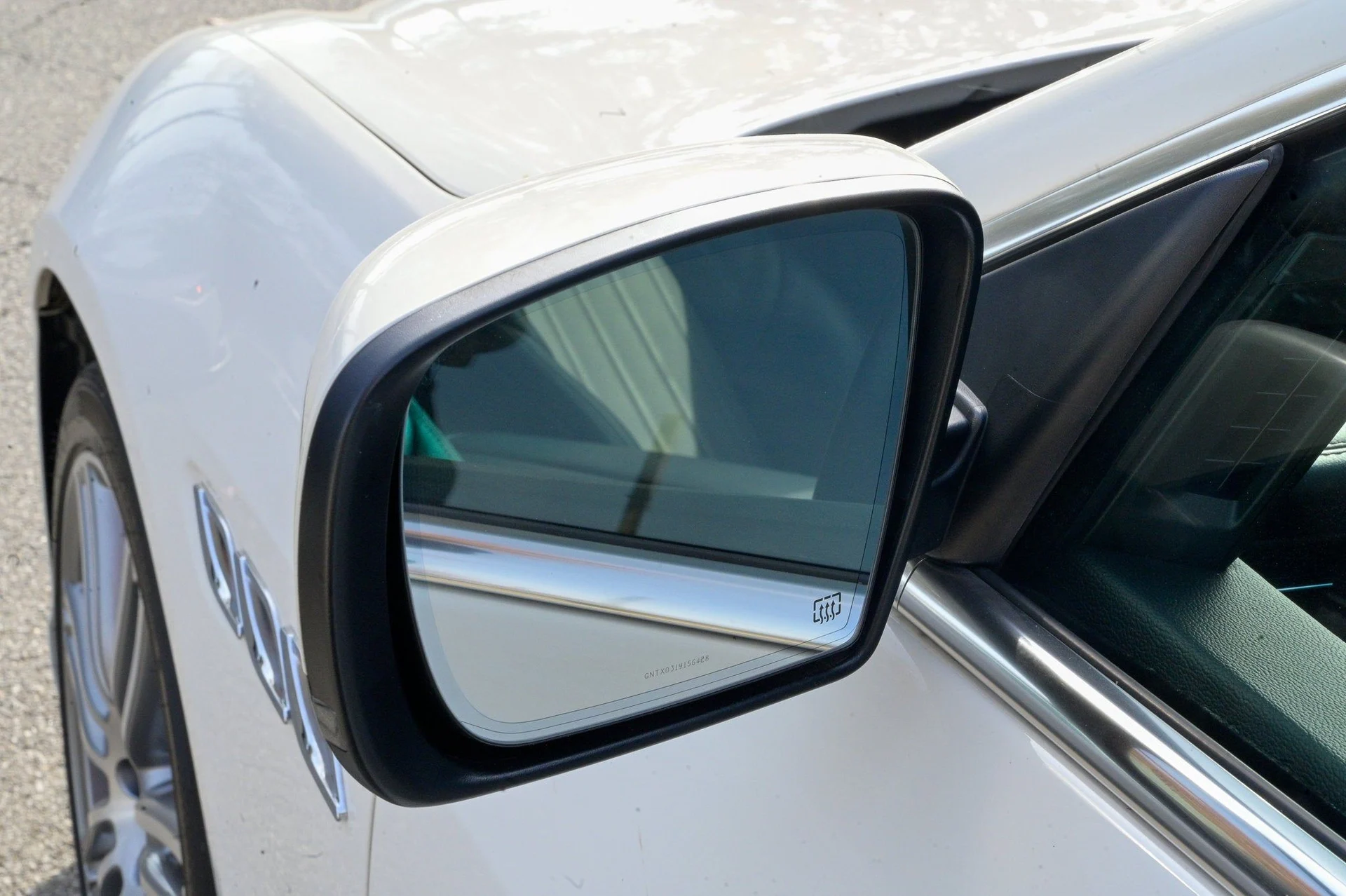 mph013_39884343_a2b8a937300d46baa998261d8d6f4c77_94cbd0928b