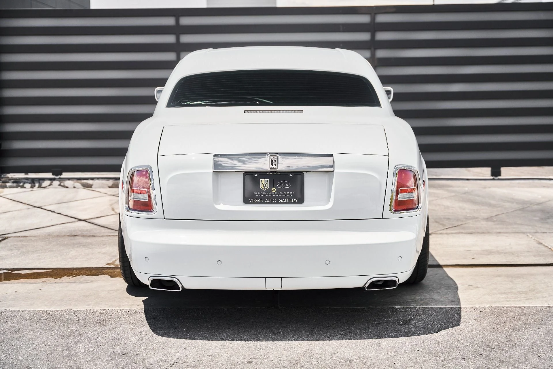 mph013_3996076509_Used_2009_Rolls_Royce_Phantom_Coupe_Base_1780102034_e5c56660f2