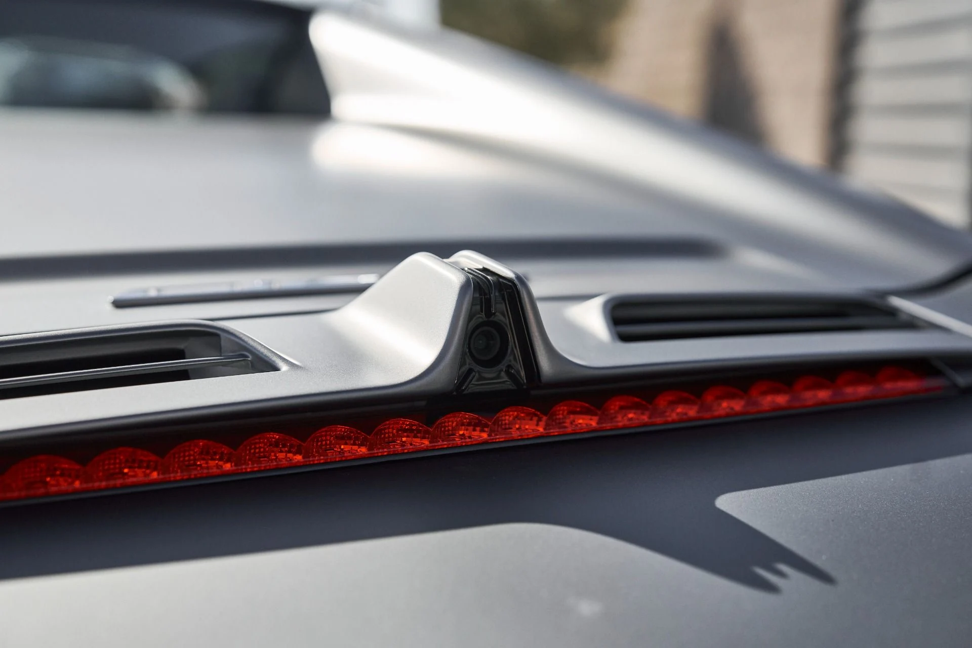 mph013_3999236827_Used_2023_Maserati_MC_20_Cielo_1761946860_7d09aa1c3e