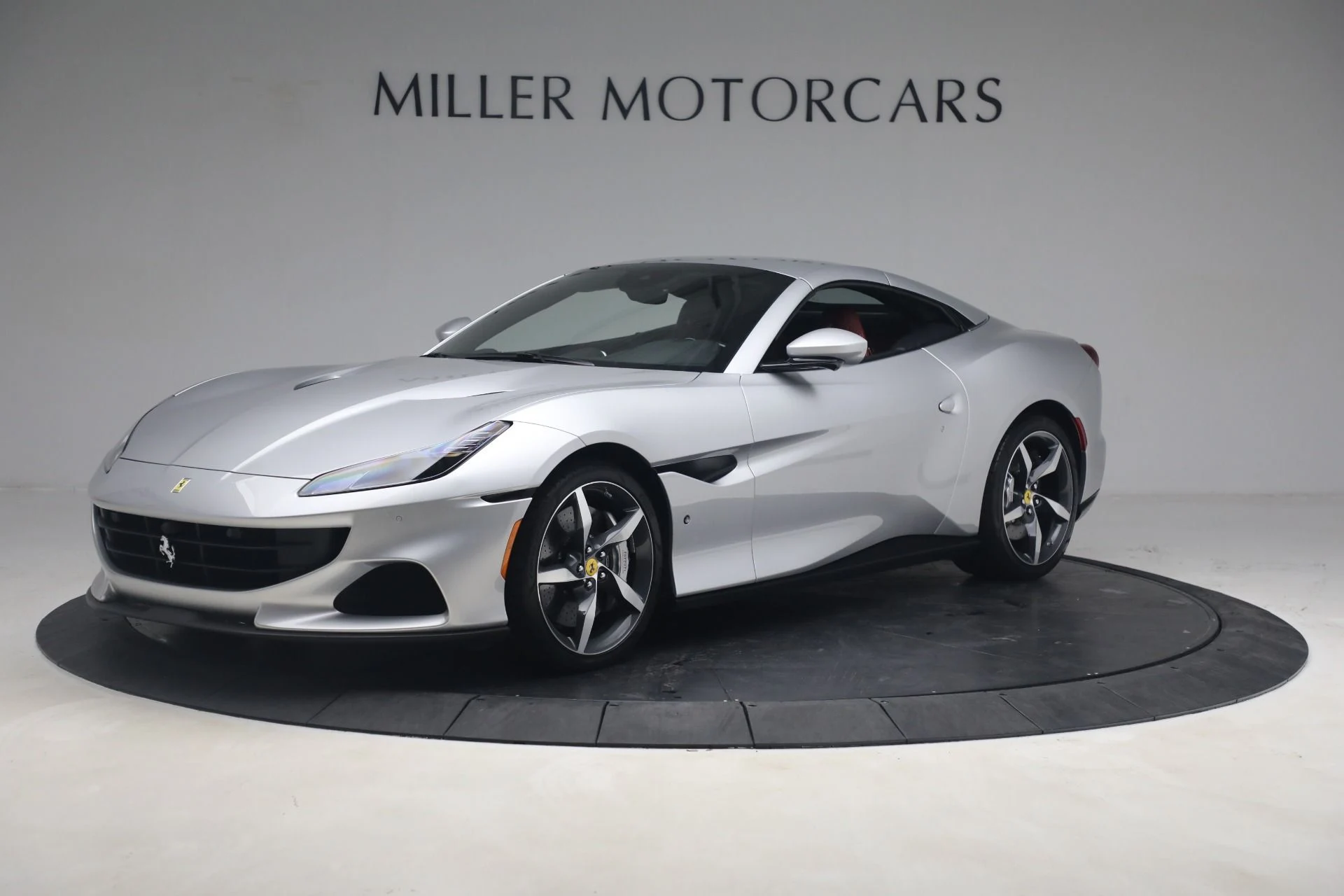 mph013_3999300976_Used_2022_Ferrari_Portofino_M_1761750007_d8390b36b7