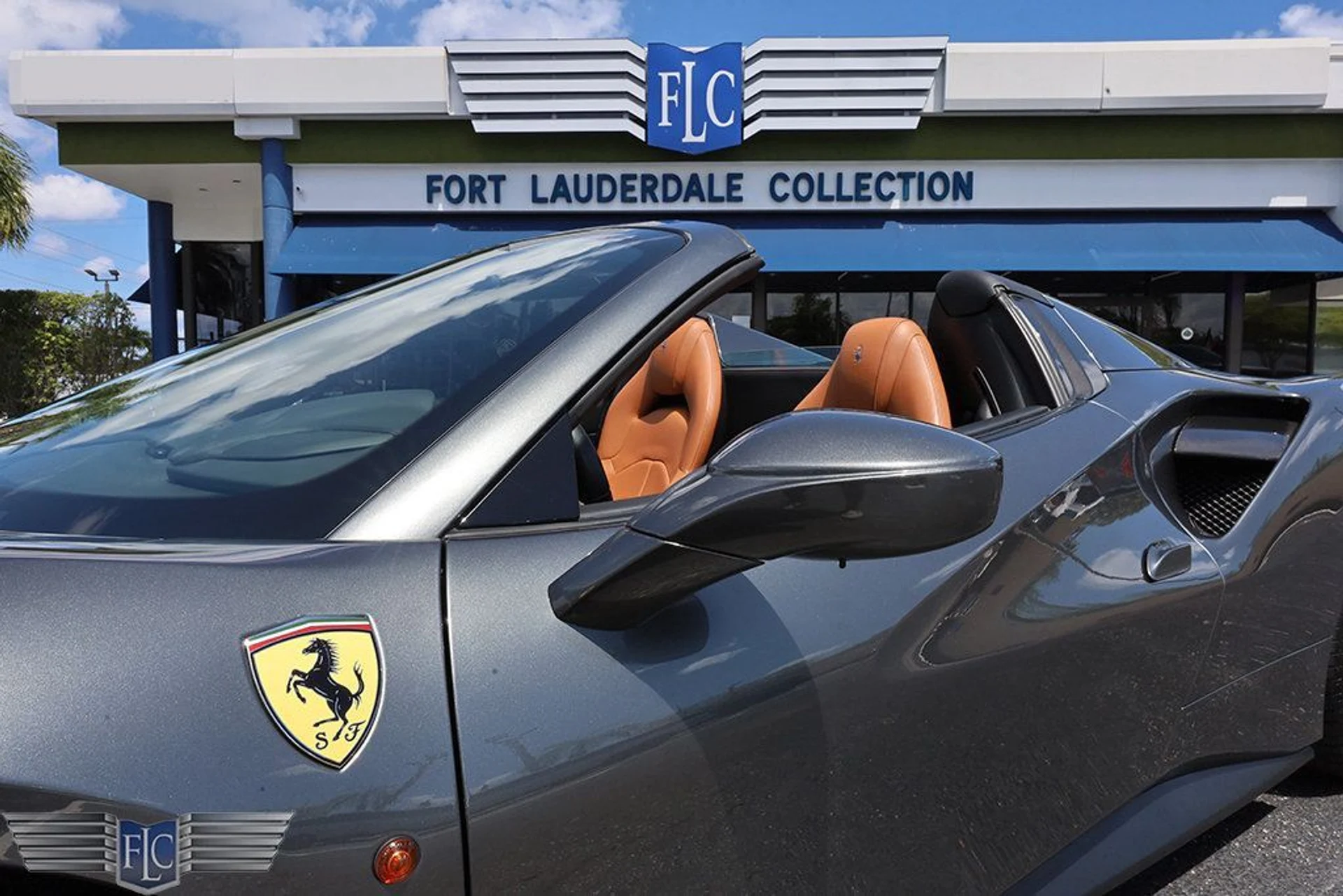 mph013_4002184998_used_2017_ferrari_488_spider_convertible_6305_23017916_14_1024_338ce6955e