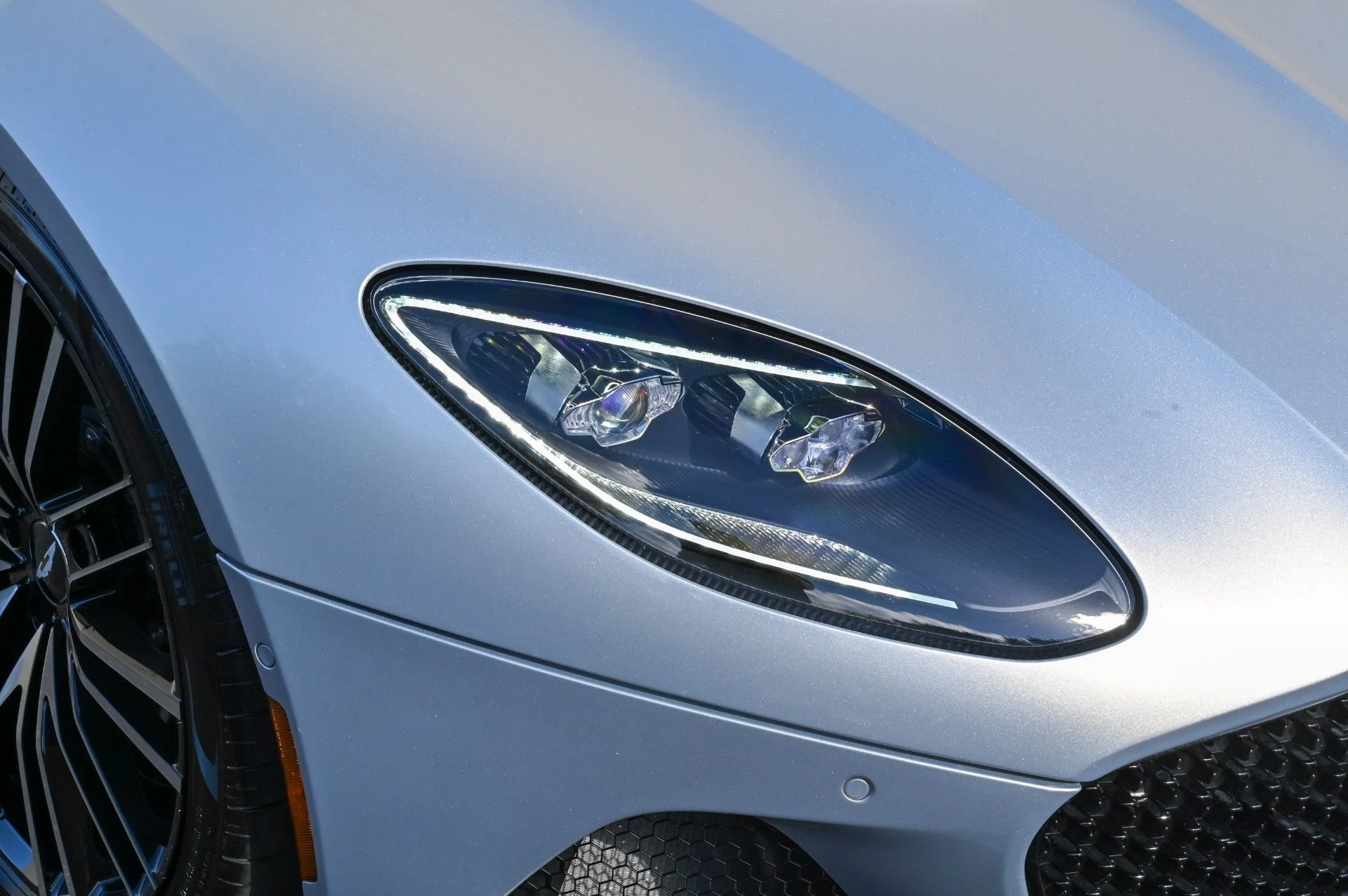 mph013_4003986908_Used_2020_Aston_Martin_DBS_Superleggera_1708981970_a710c8329b