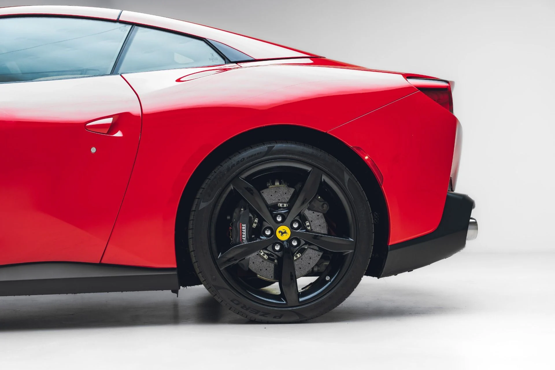 mph013_4006850407_Used_2019_Ferrari_Portofino_1781556041_4c70d566d6