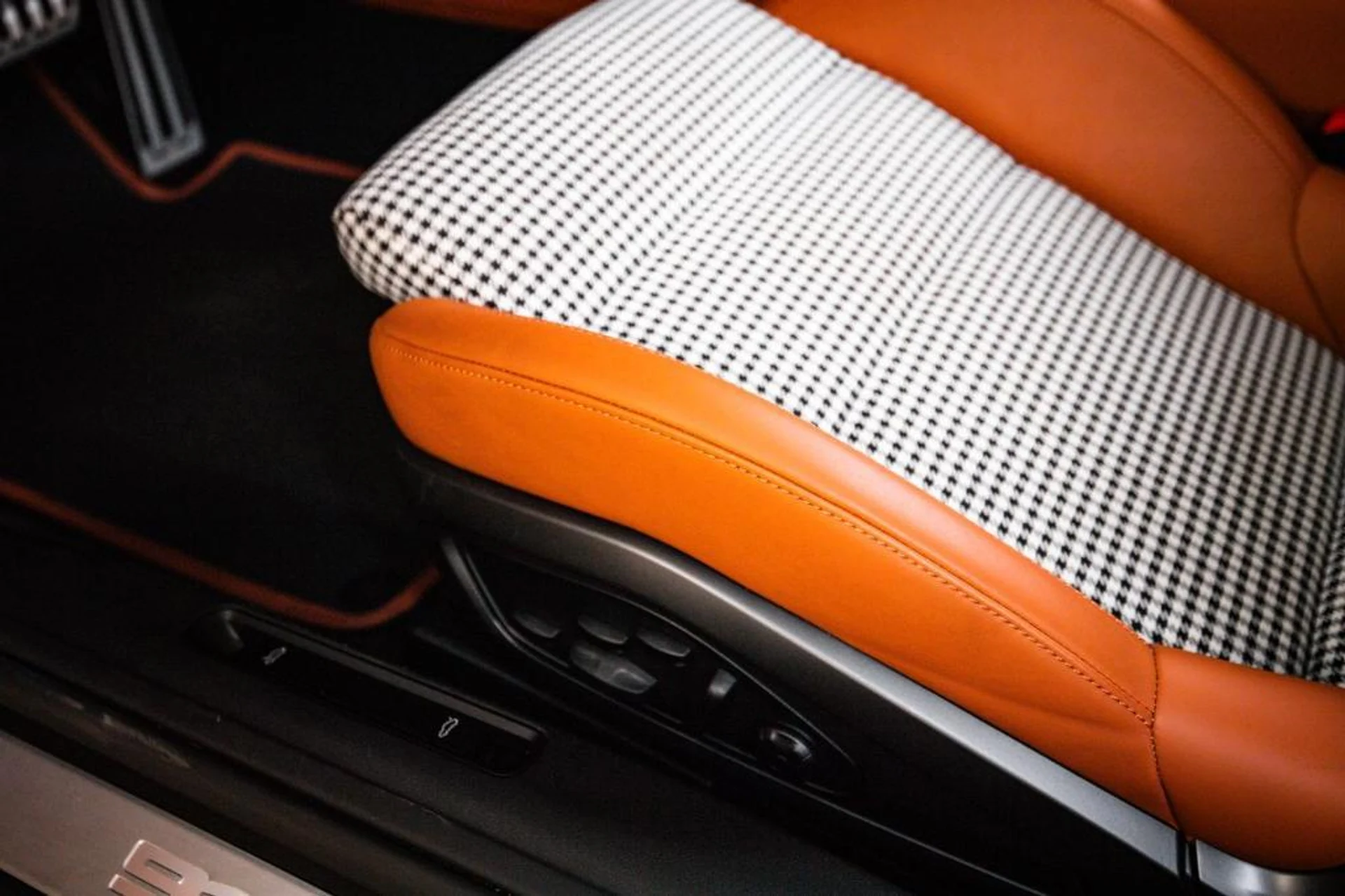 mph013_4008984542_bz_P_Lg_D2_Hyxv_YN_Et2_L_Faau_VIZ_3n_Q_1516b2423f