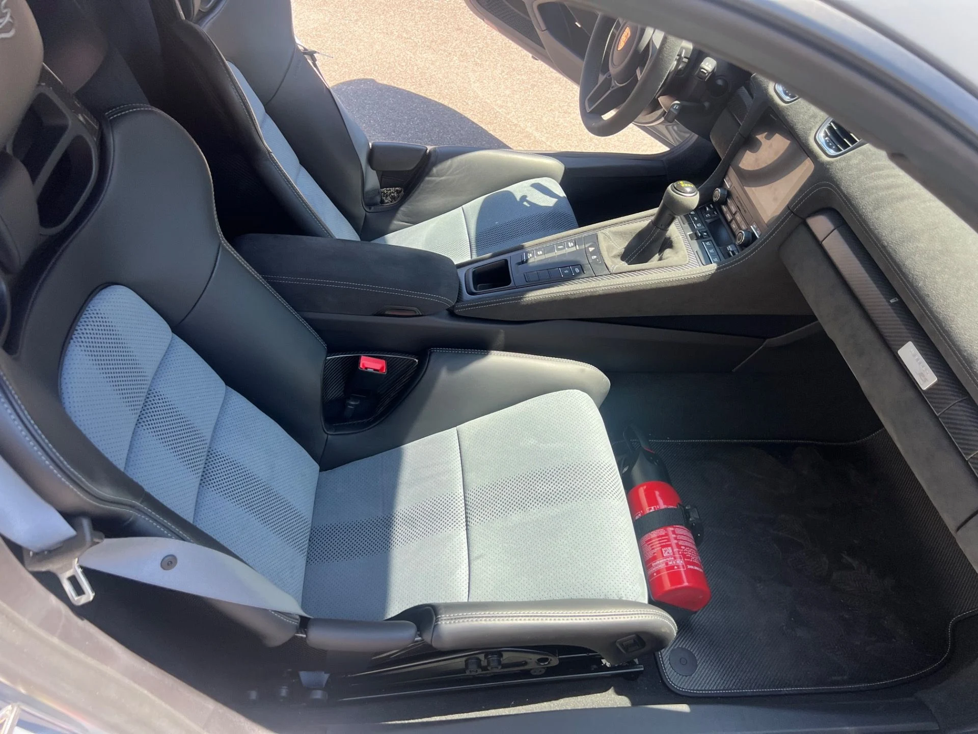 mph013_4009855646_Used_2024_Porsche_718_Cayman_GT_4_RS_1744646651_55e2f8cab8