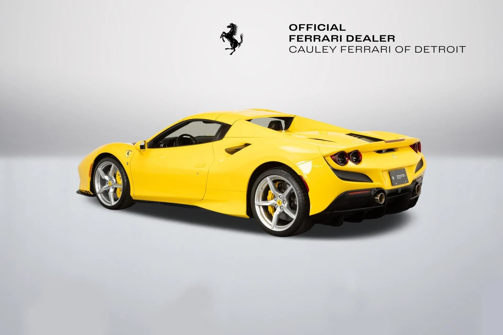 mph013_4011833559_Used_2021_Ferrari_F8_Spider_1778334395_5cad3ce87e