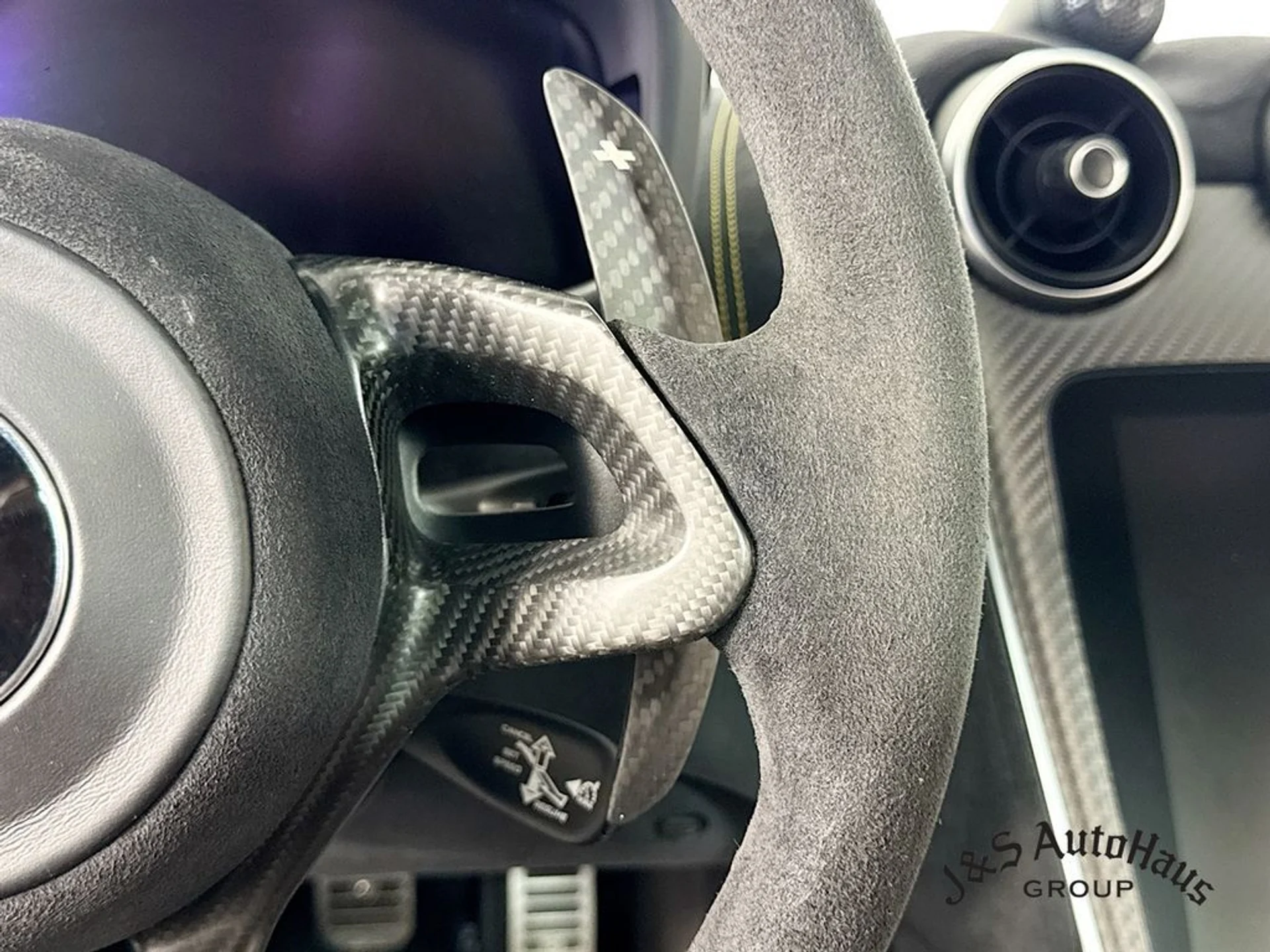 mph013_4012129552_v59haqdt7wvahed95manrf1nva08_397f73efa6