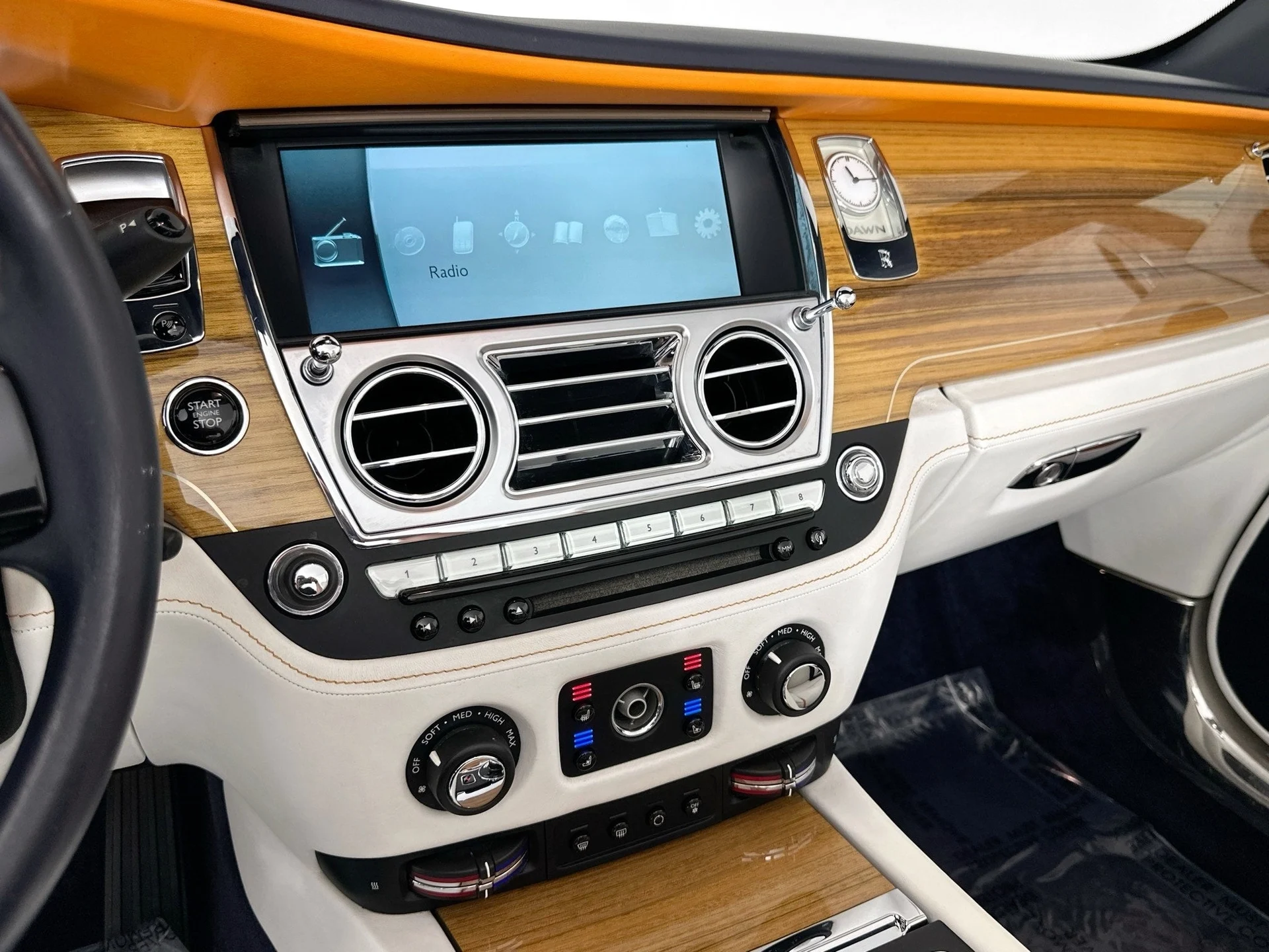 mph013_4013361613_14_802b9753b0