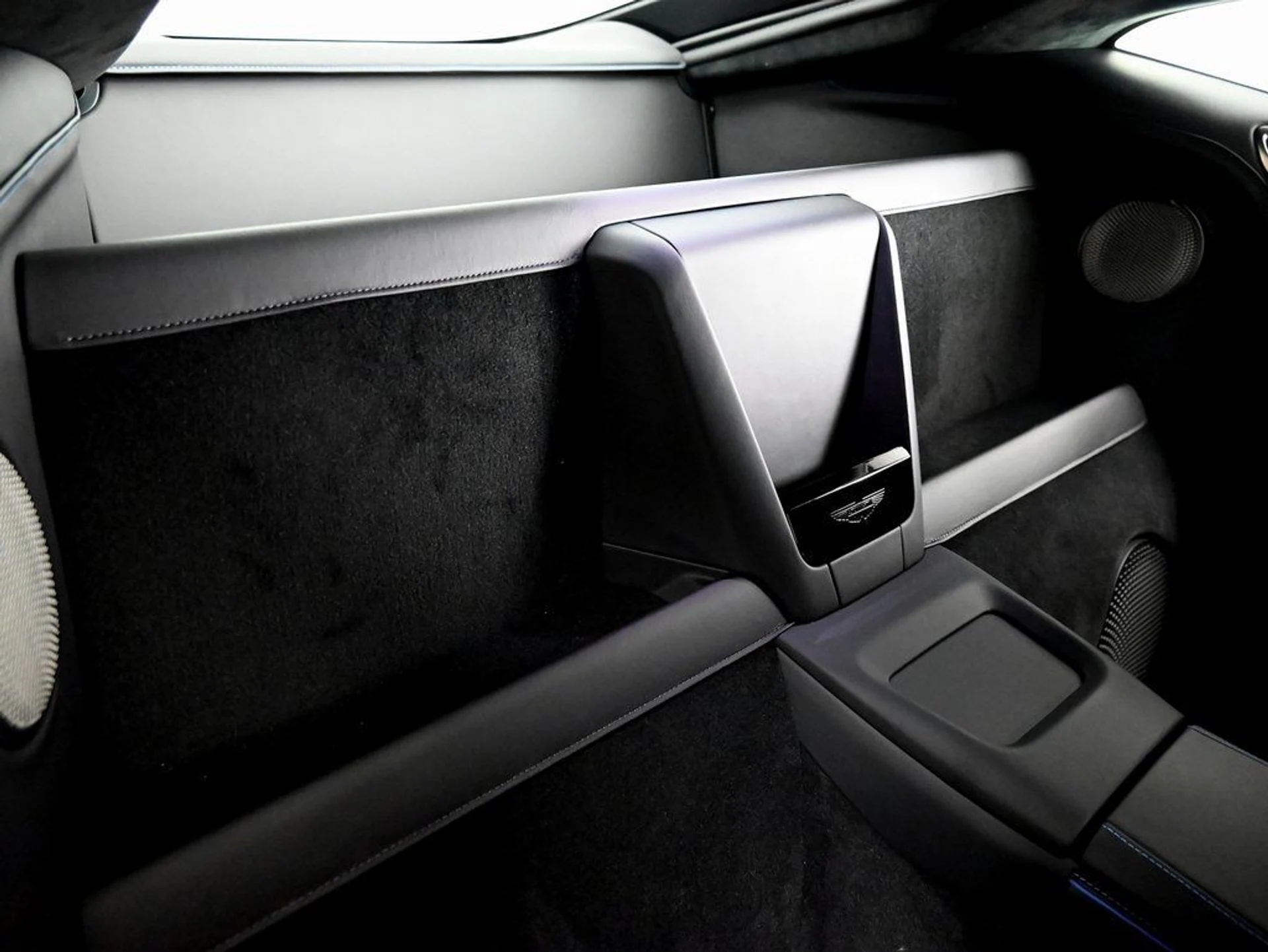 mph013_4019193785_a38b5fe83c5f7eddd5521b2bed997217_689420edcf