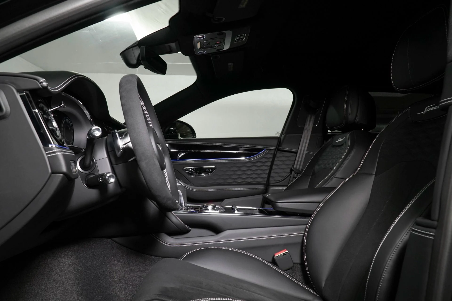 mph013_4026142435_New_2026_Bentley_Flying_Spur_Speed_1776445896_9b541e8aae