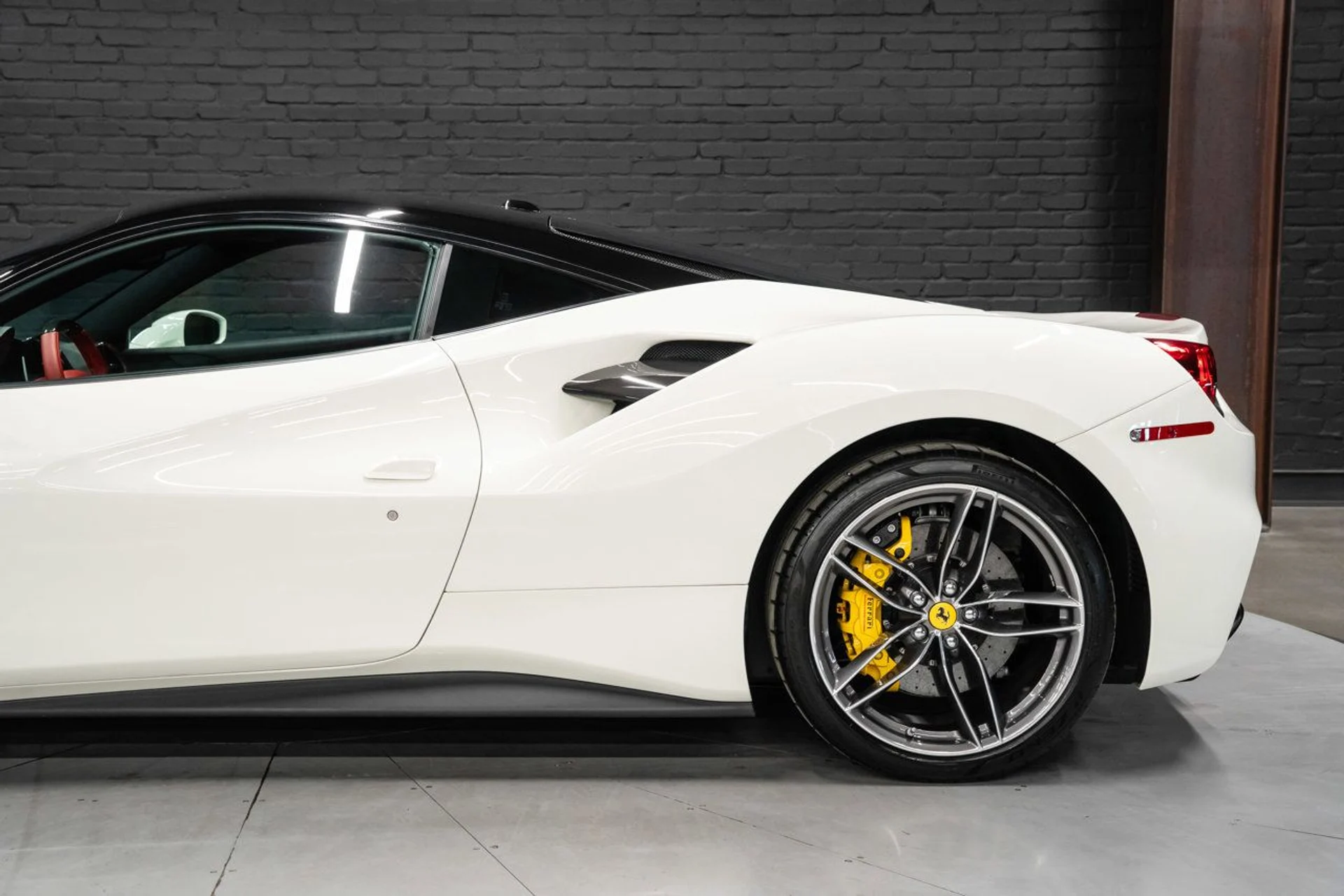 mph013_4029939725_ferrari_488_gtb_2018_183267b05d