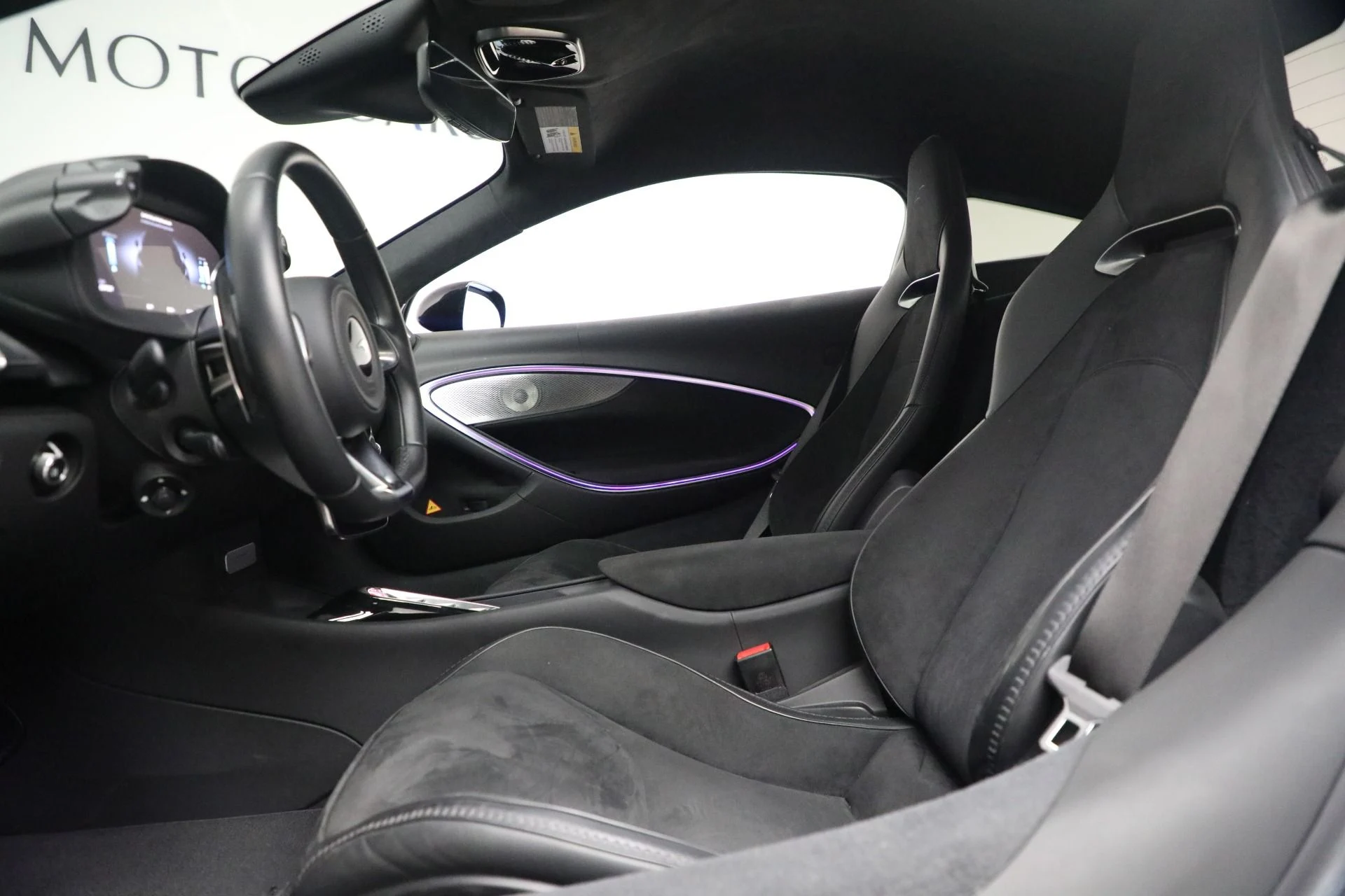 mph013_4033024815_Used_2023_Mc_Laren_Artura_Performance_90dc31c936