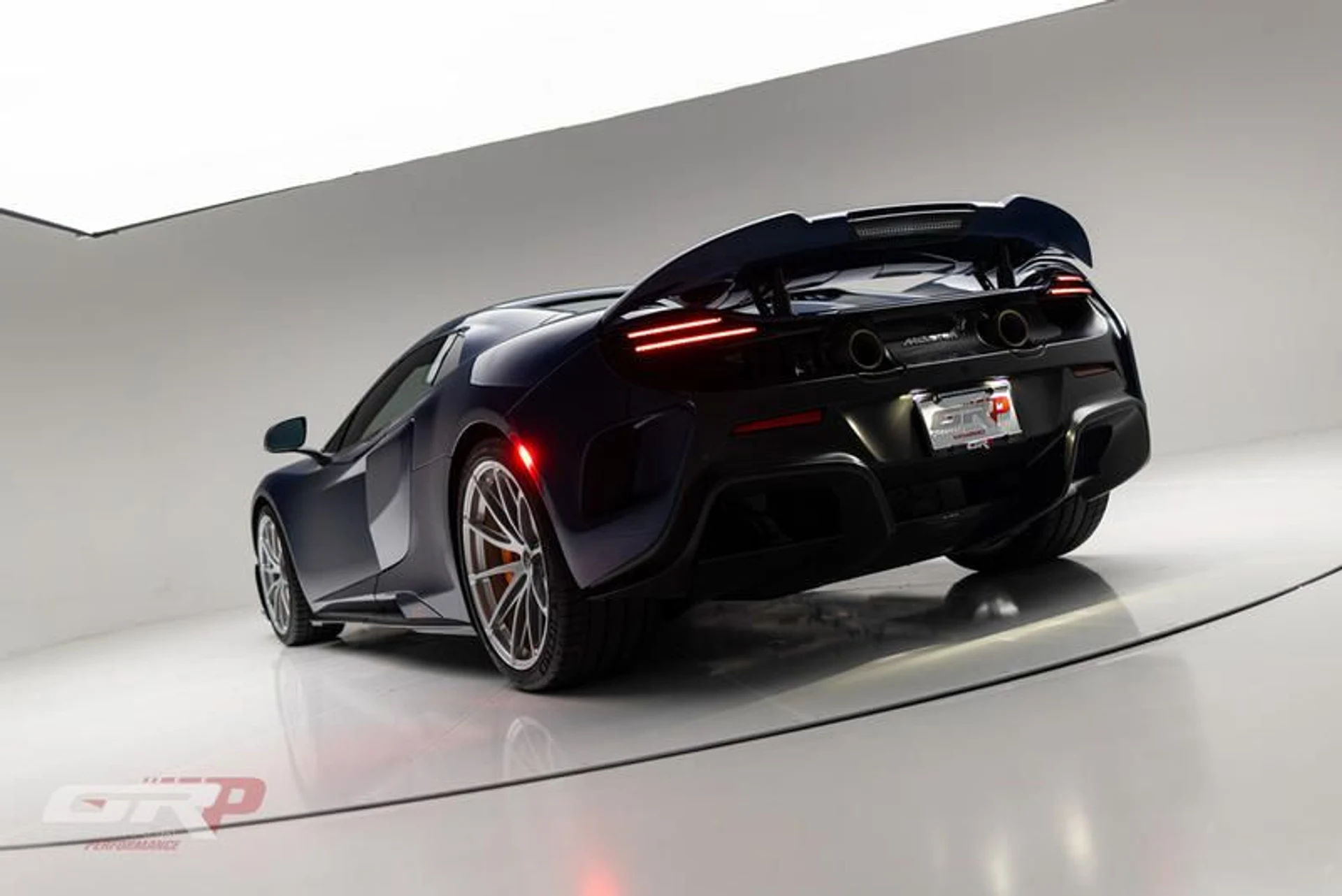 mph013_4034155384_78_D2_A894_0_D7_C_4_A08_952_C_11_F2_D77_E8_D43_0b6f637f08