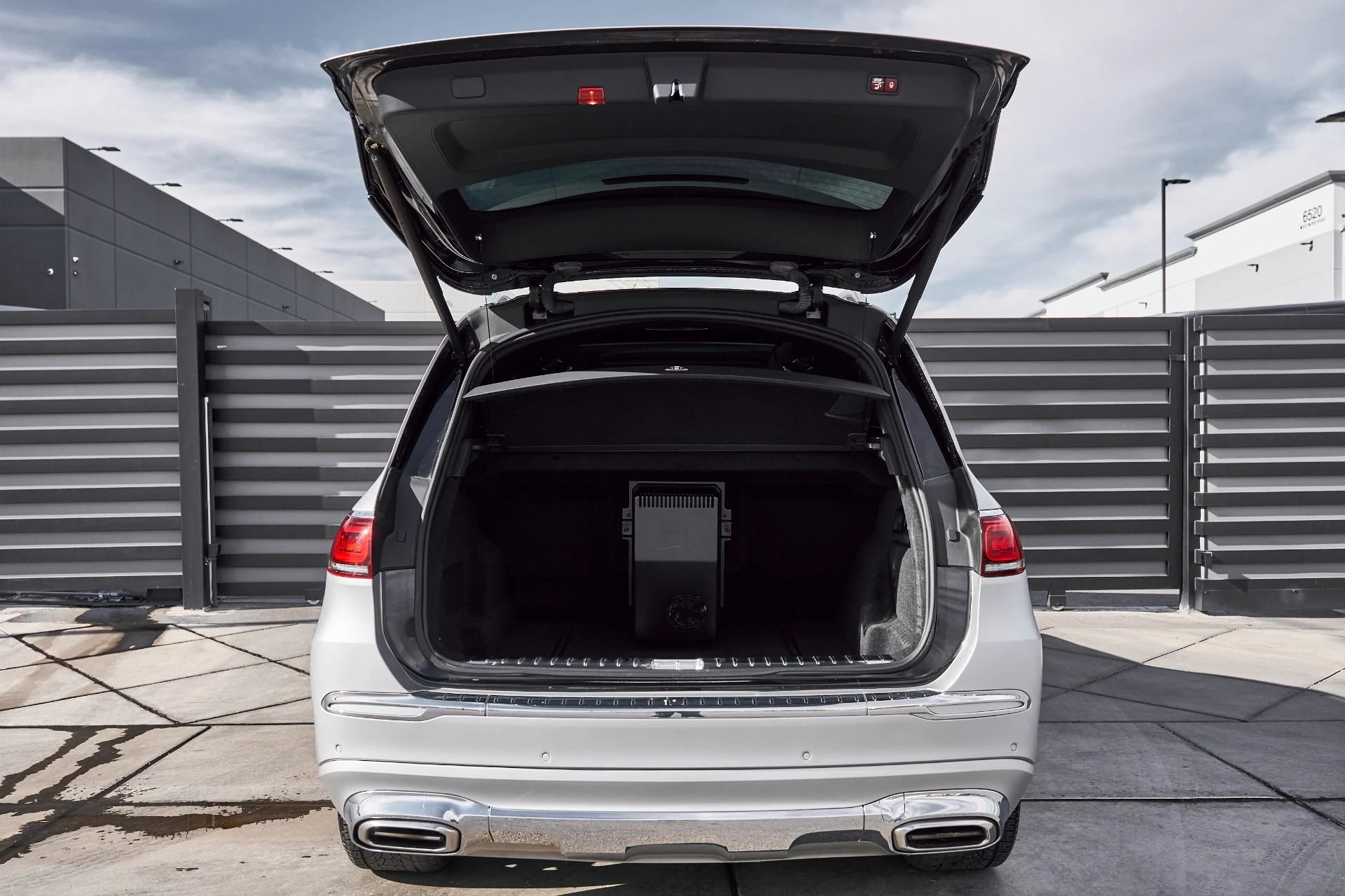 mph013_4036960059_Used_2021_Mercedes_Benz_GLS_Maybach_GLS_600_1768358335_2503d41b7a