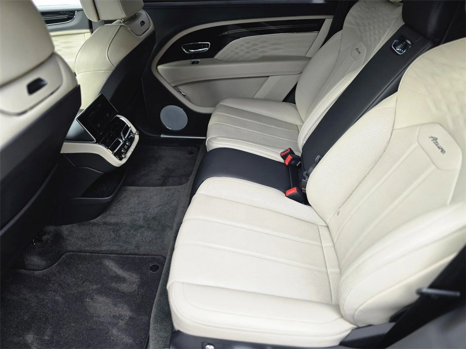 mph013_4037072784_755d2f7c2e3c9536e3a0bfee370a80fc_f15c32746b