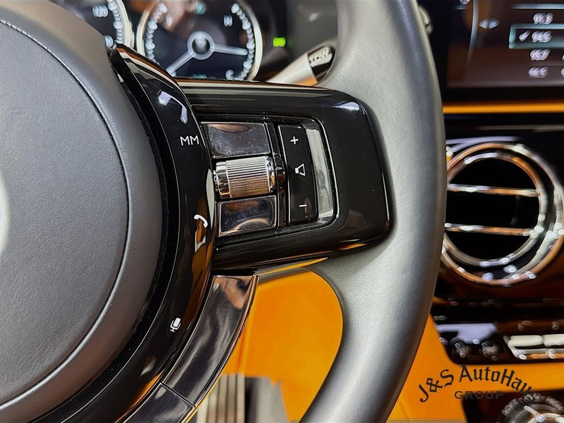 mph013_4039557030_rpakvusgoieclih4ls38v1j20zhd_b19653a002