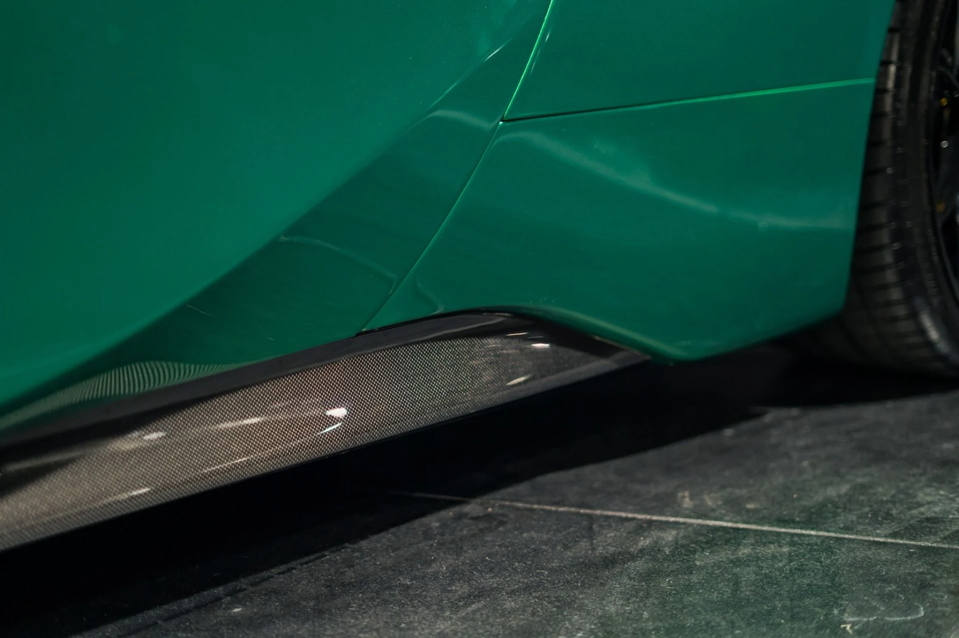 mph013_4042234592_Used_2024_Ferrari_SF_90_Spider_Extra_Campionario_Green_Jewel_711842_MSRP_1784911188_79213522b9