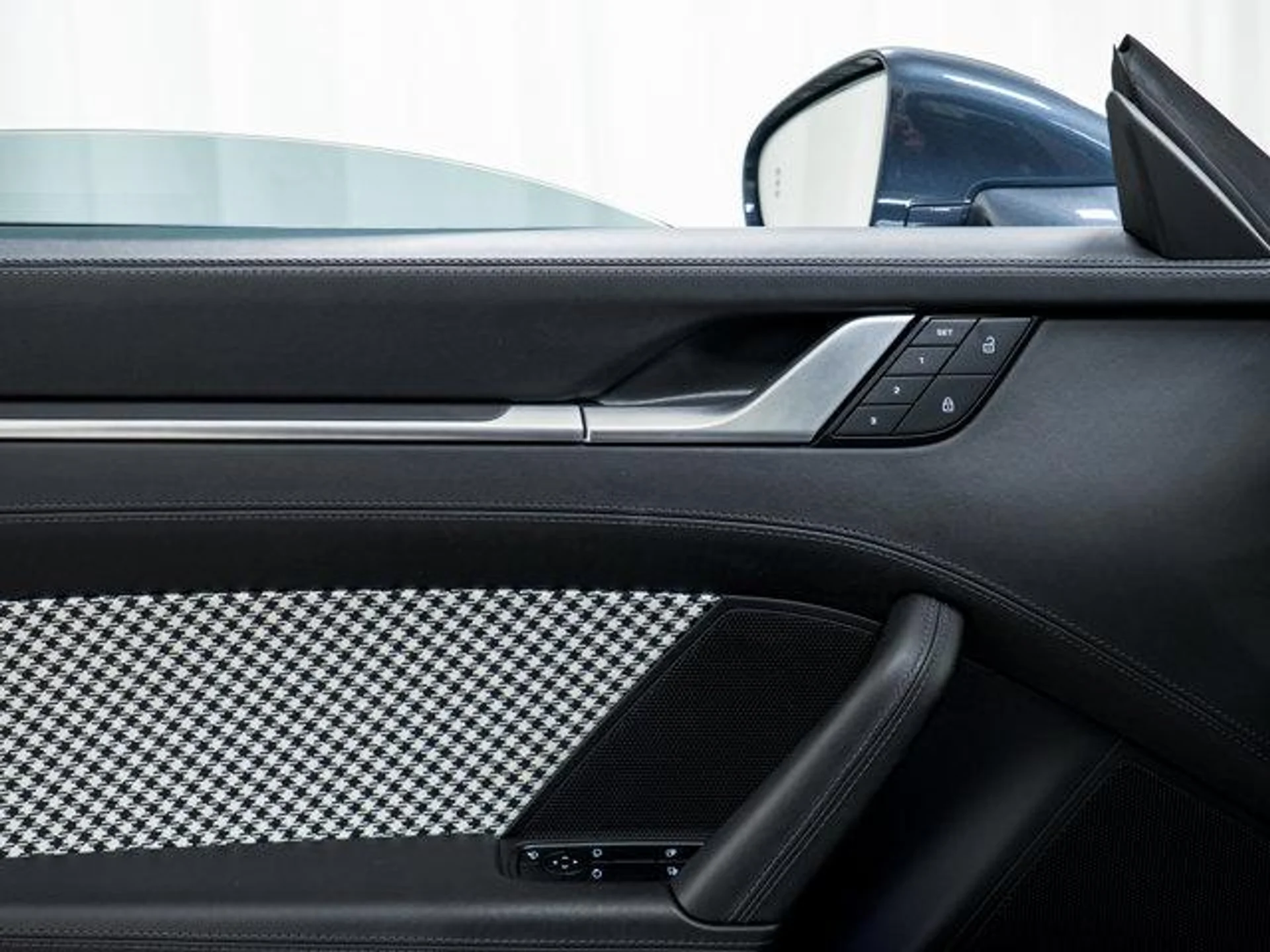 mph013_4043440781_n_WB_2f_X_h_O_Fe_Mg0_Snxel_V6_En4_BQ_4_eda18f04e9