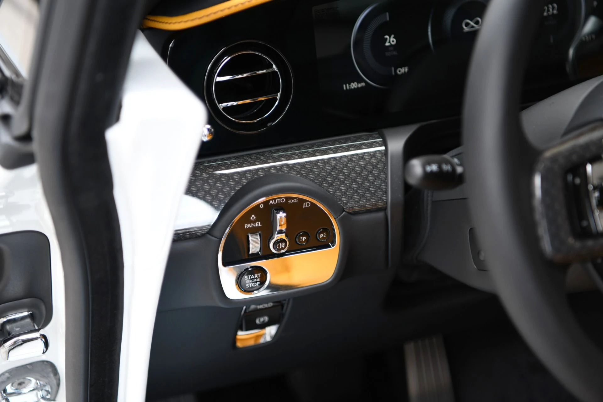 mph013_4046580440_11807_p15_l_d26f989a6d