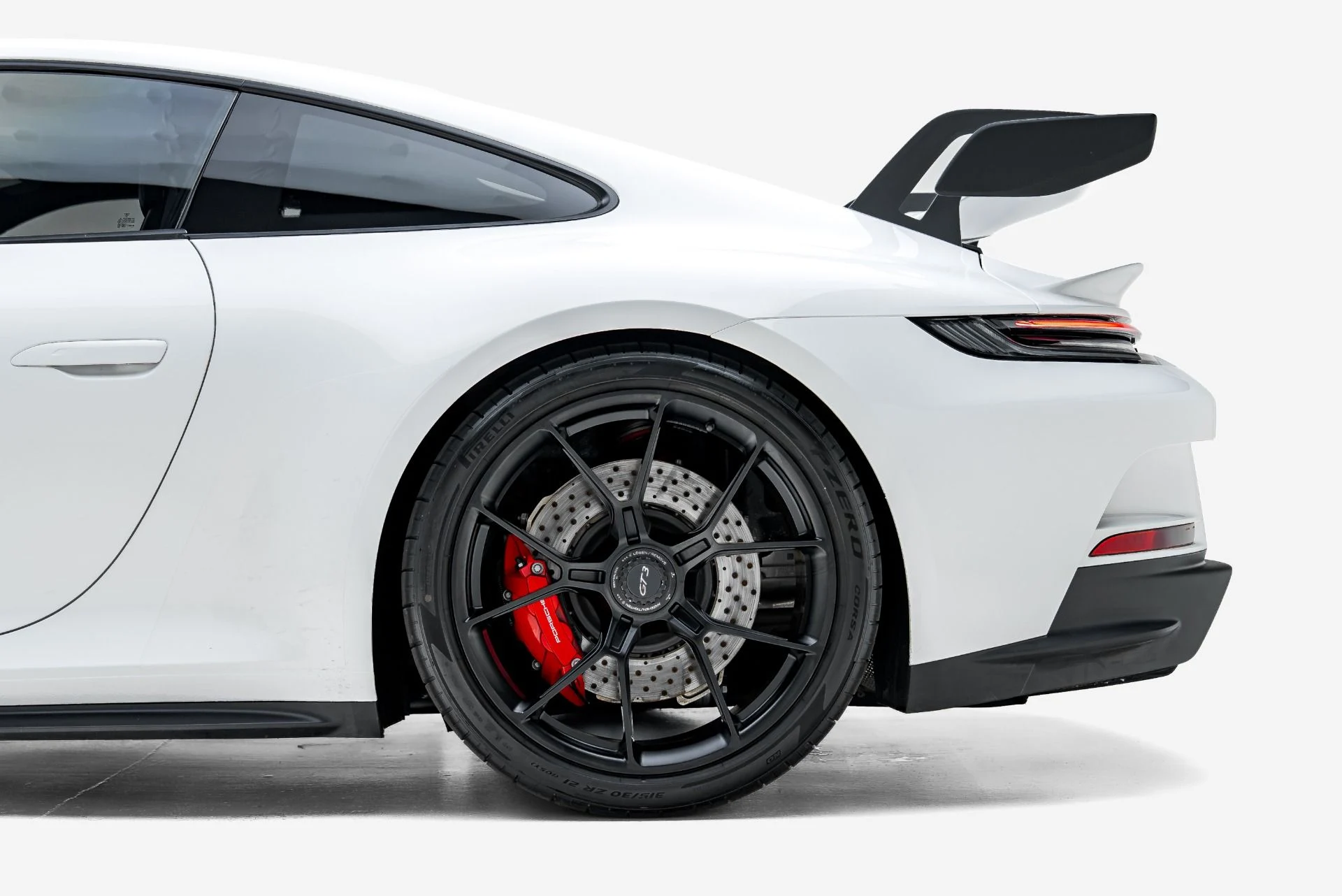 mph013_4062337713_Used_2022_Porsche_911_GT_3_1787159816_2384644060