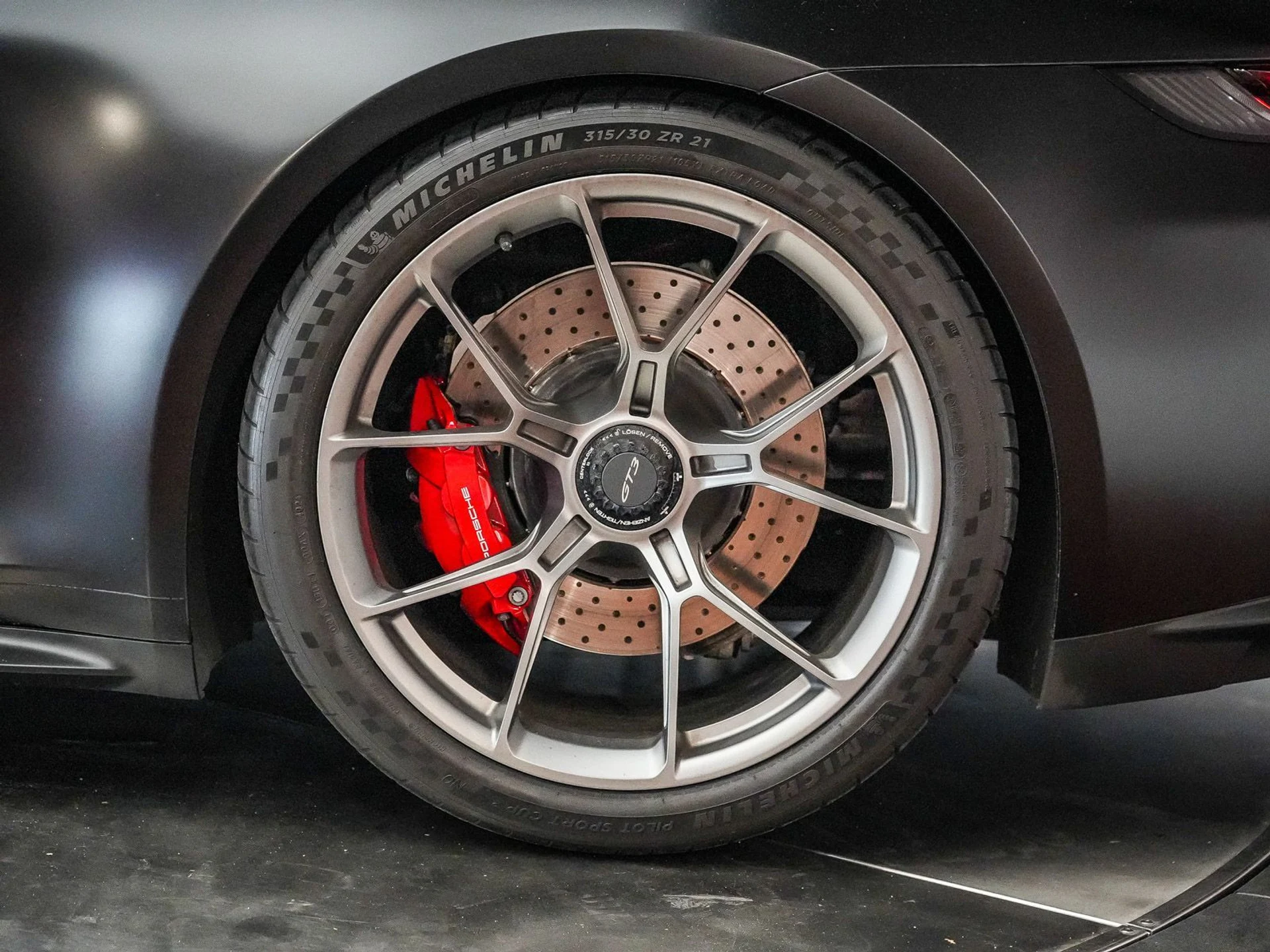 mph013_4062649586_85563fe7755c0c30caeb4d420a67e618x_0367c2f142