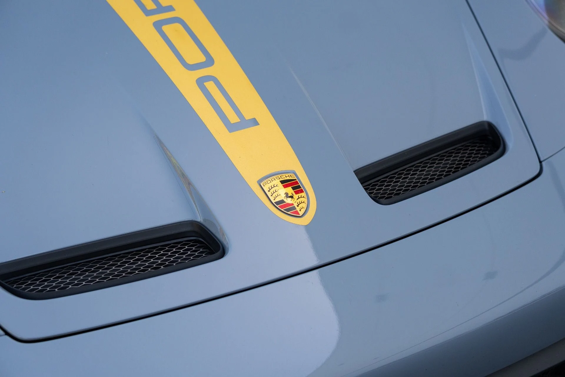 mph013_4070832766_Used_2023_Porsche_911_GT_3_1777402484_8361c9683c