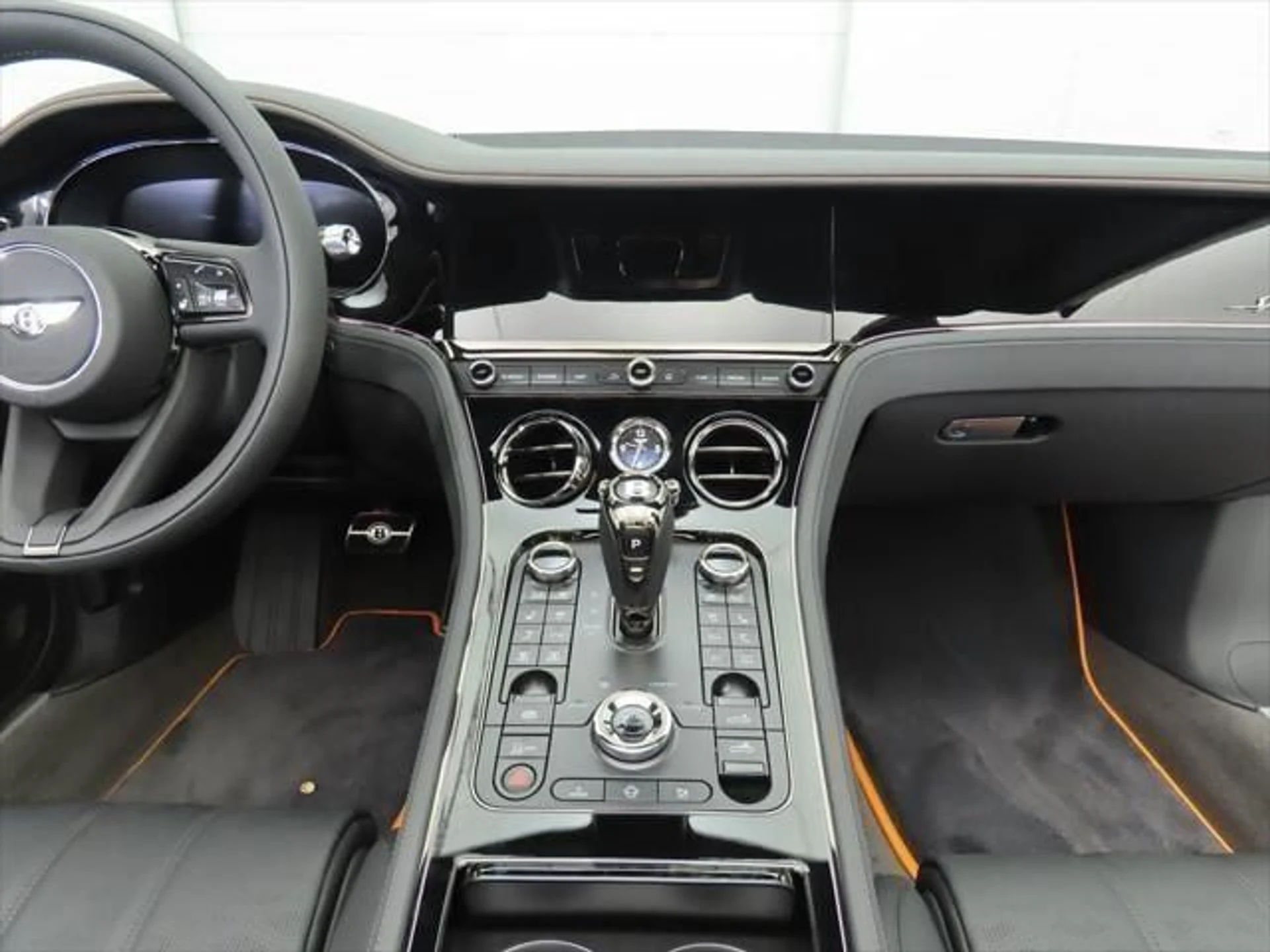 mph013_4071596639_new_2025_bentley_continental_gtspeedconvertible_8119_22891450_14_640_c72c1a201a