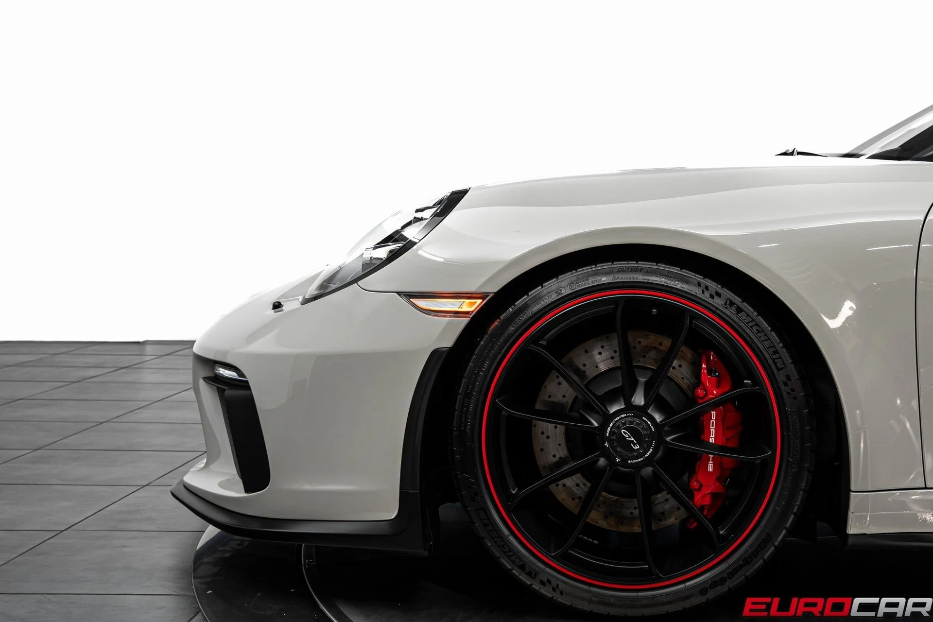 mph013_4071720728_image_14_067408f6a6