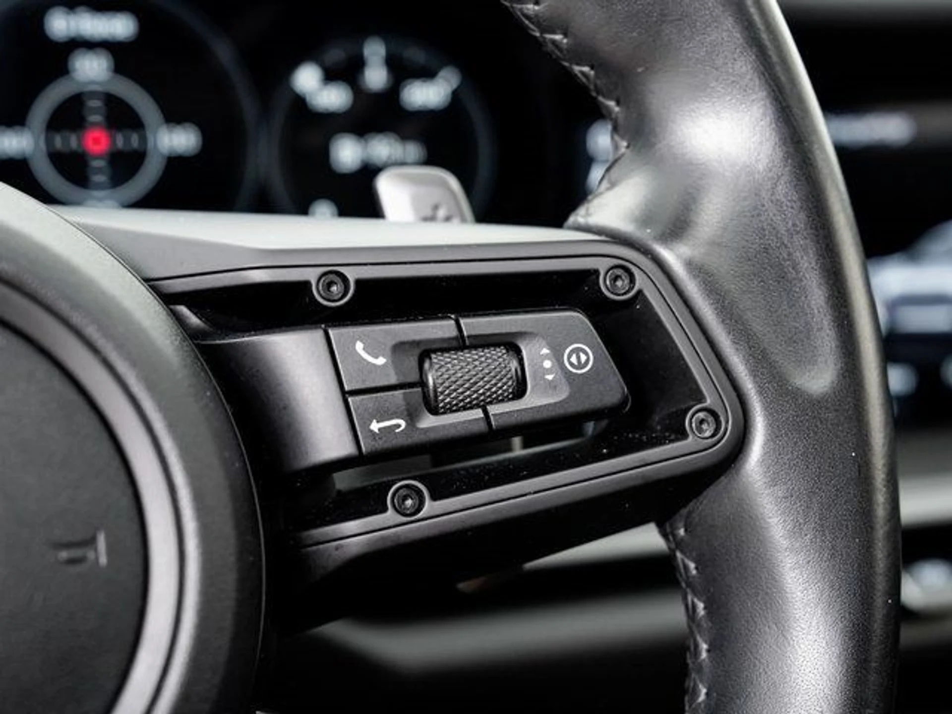 mph013_408775659_29c165c5afc9328d30bcaaf9178a2308_52b5b37a1d