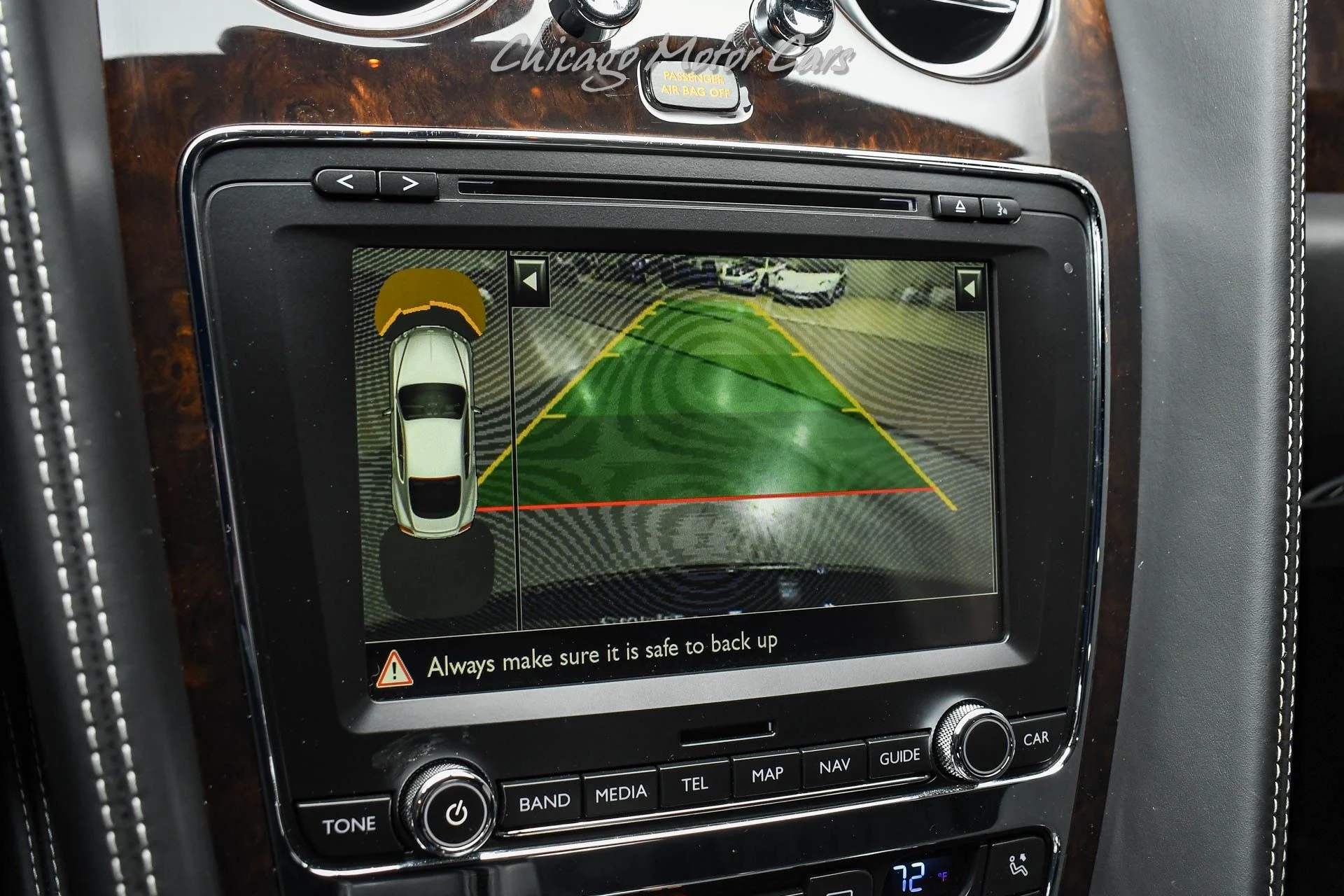 mph013_4089219064_13079_p14_l_28a2442d2f