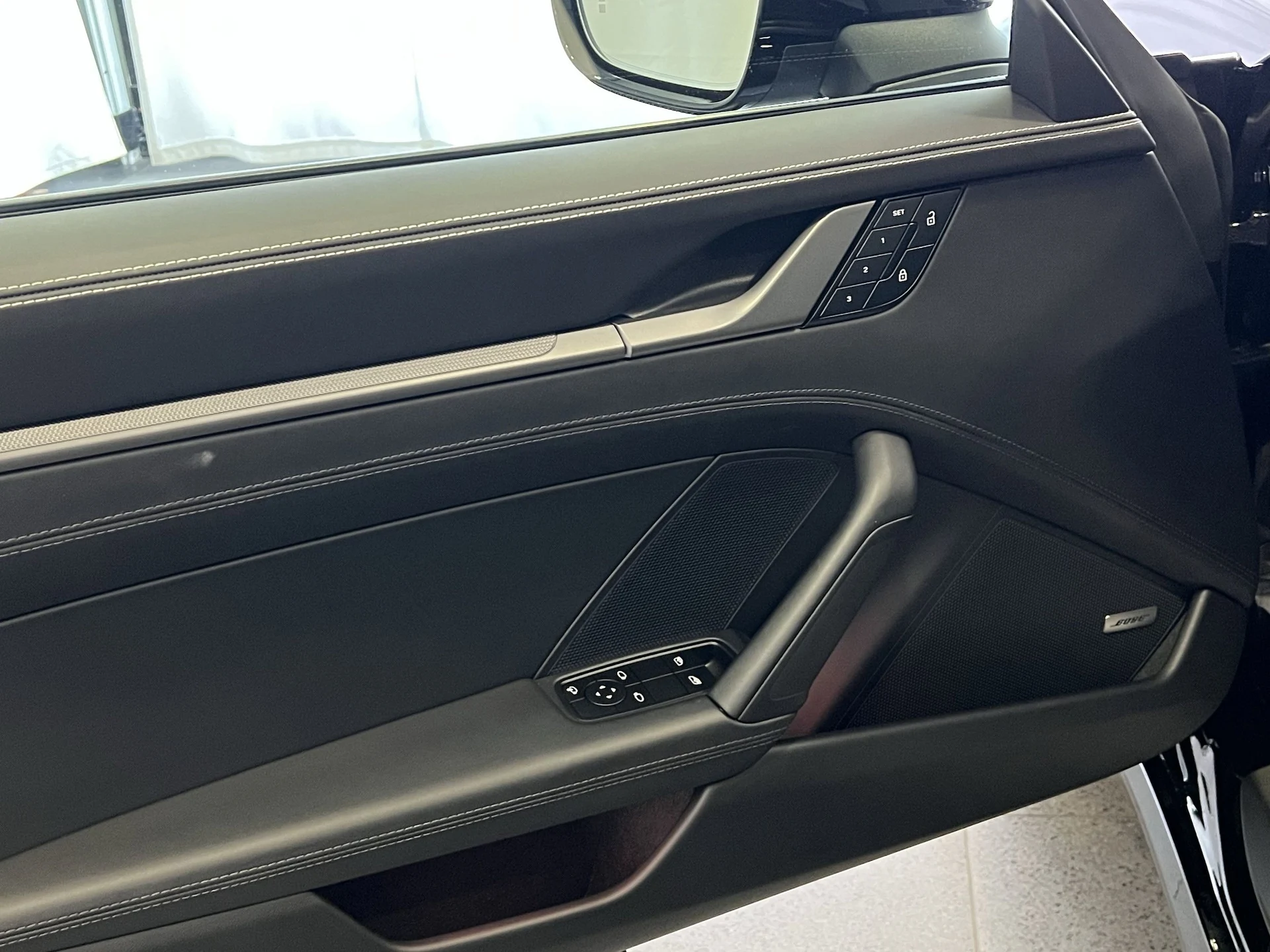 mph013_4090792461_6682fdd451388768ea96935e6ff28b96x_6d01fcec5b