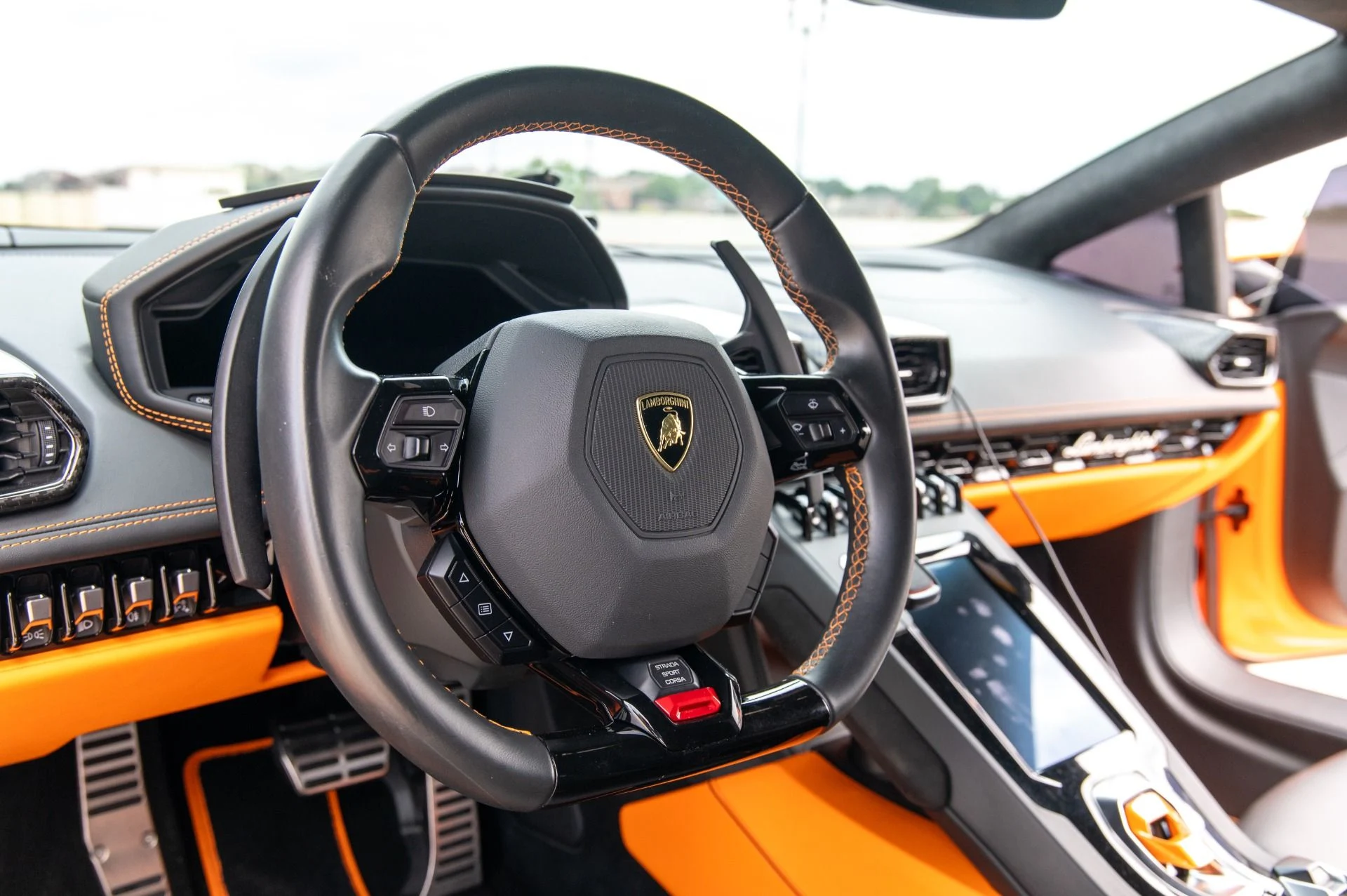 mph013_409118044_Used_2021_Lamborghini_Huracan_EVO_1753824342_54729d82b1