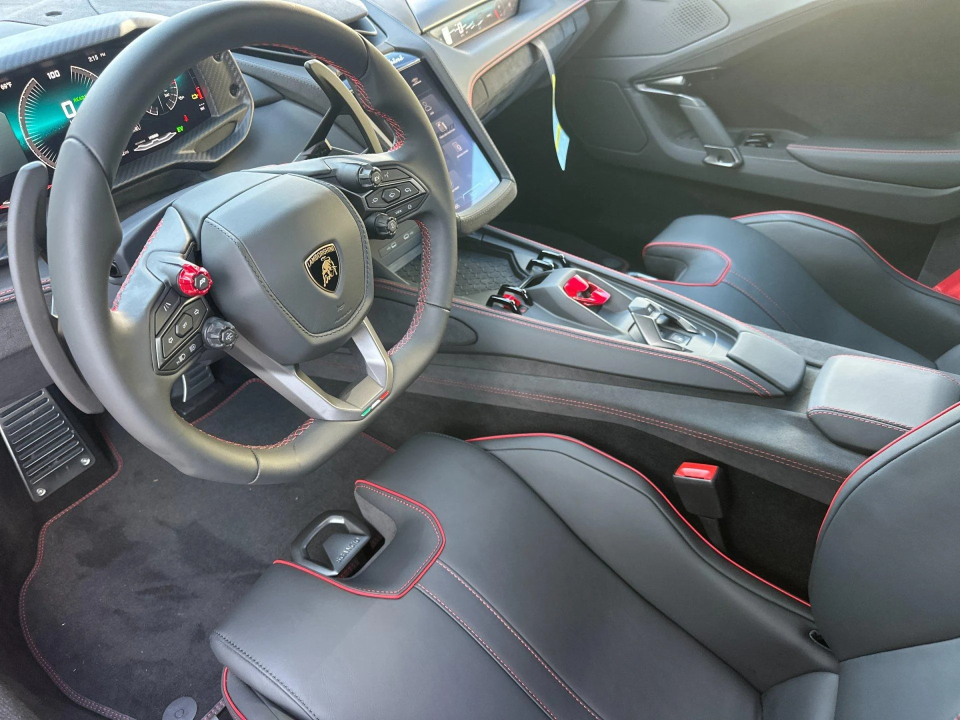 mph013_4093396282_New_2026_Lamborghini_Temerario_Coupe_1792838867_15d7812af9