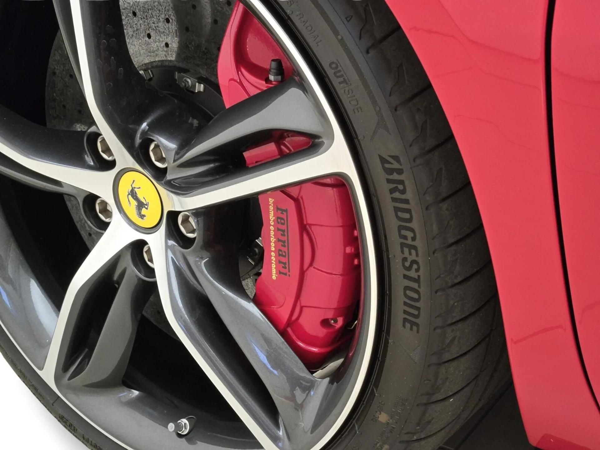 mph013_4095975641_Used_2024_Ferrari_296_GTS_1753251931_e23b59f02a