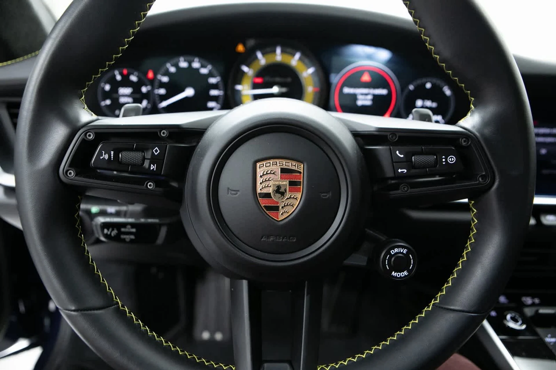 mph013_410131281_4317e74b88d19d7320175fc65c4e09b8x_7960da46a5