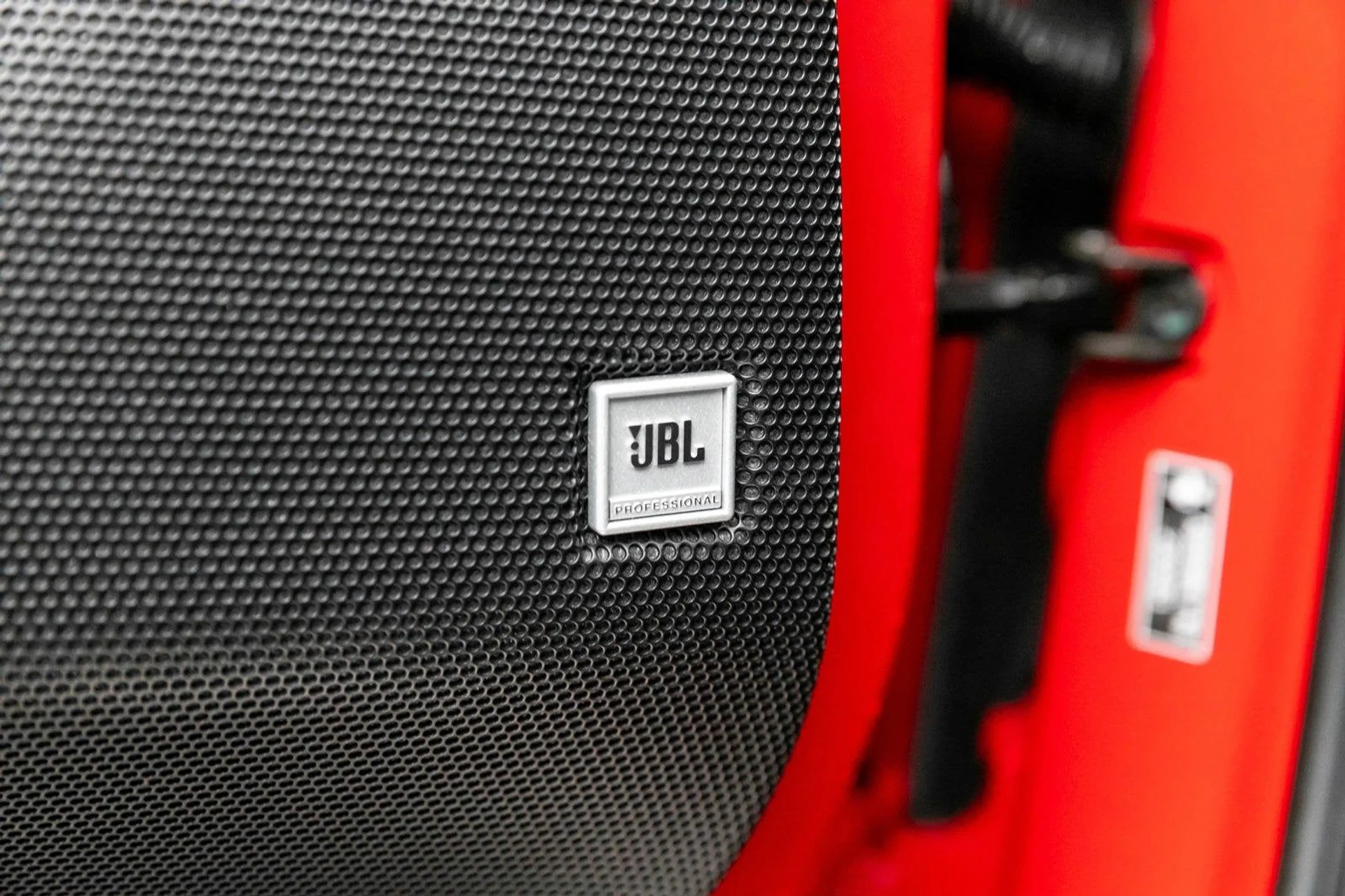 mph013_4102257168_cf4c3e1954c649f08491ab776886fd1c_895f535ae7